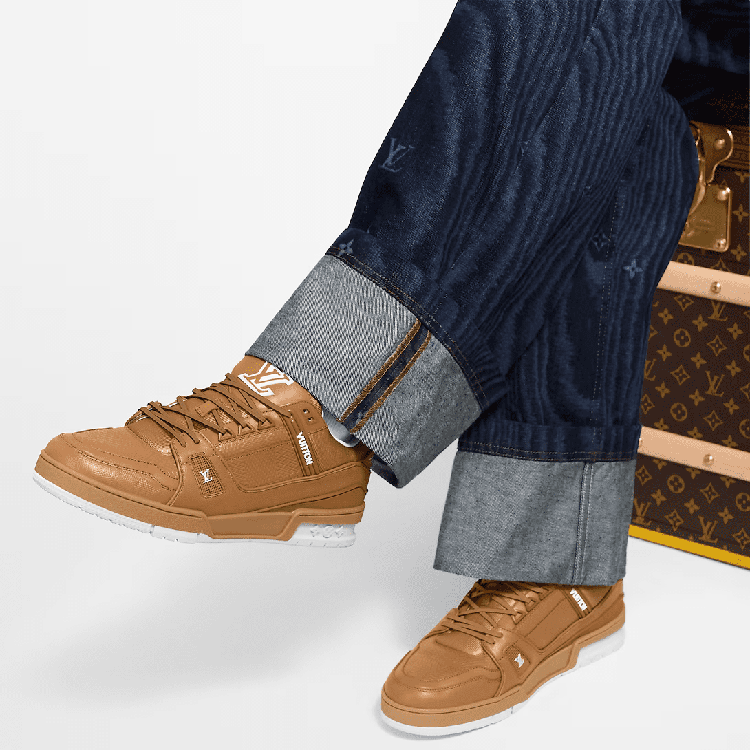 L0vis Vvtt0n 1AHTT9 LV Trainer Sneaker