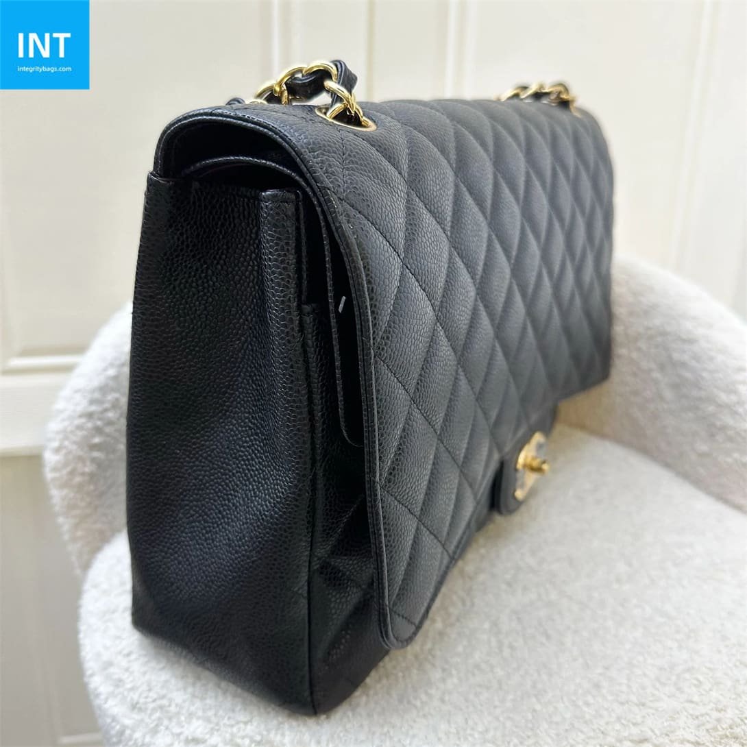 Ch**el Classic Maxi Handbag GRAINED CALFSKIN & GOLD METAL
