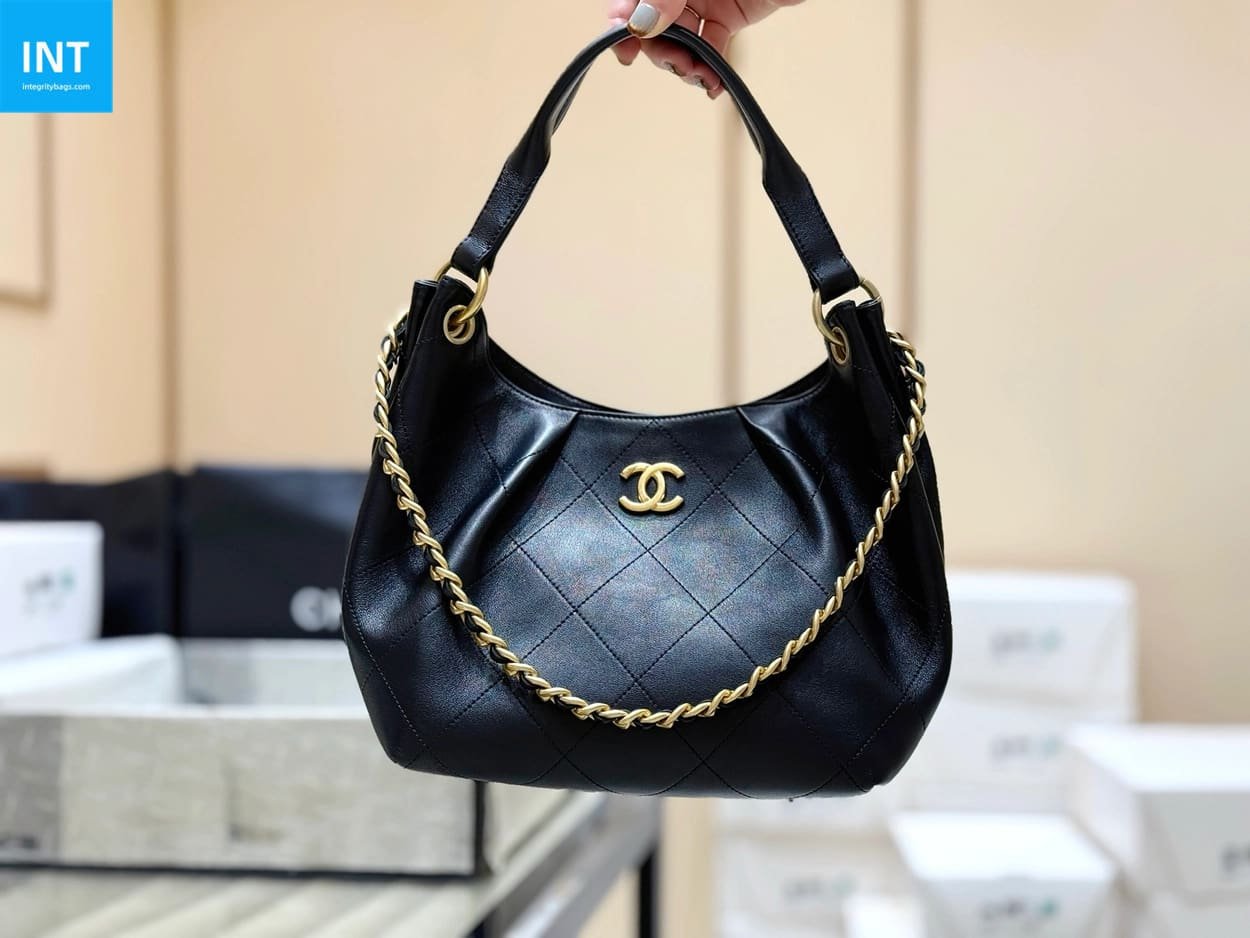 Ch**el Maxi Hobo Bag AS5970