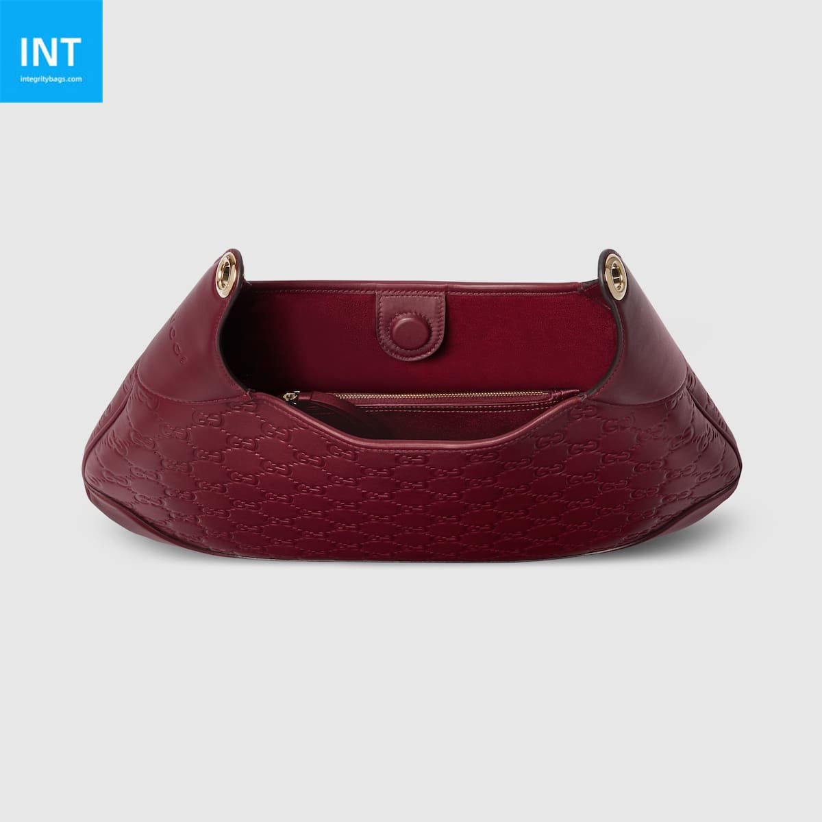 Gvc*1 B medium shoulder bag