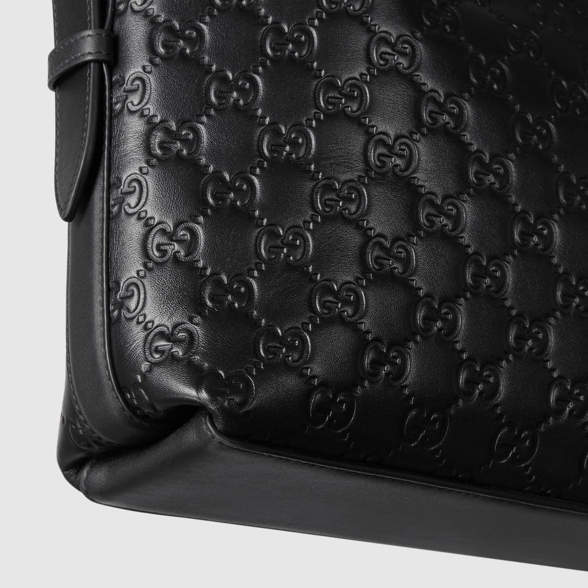 Gvc*1 Emblem medium shoulder bag