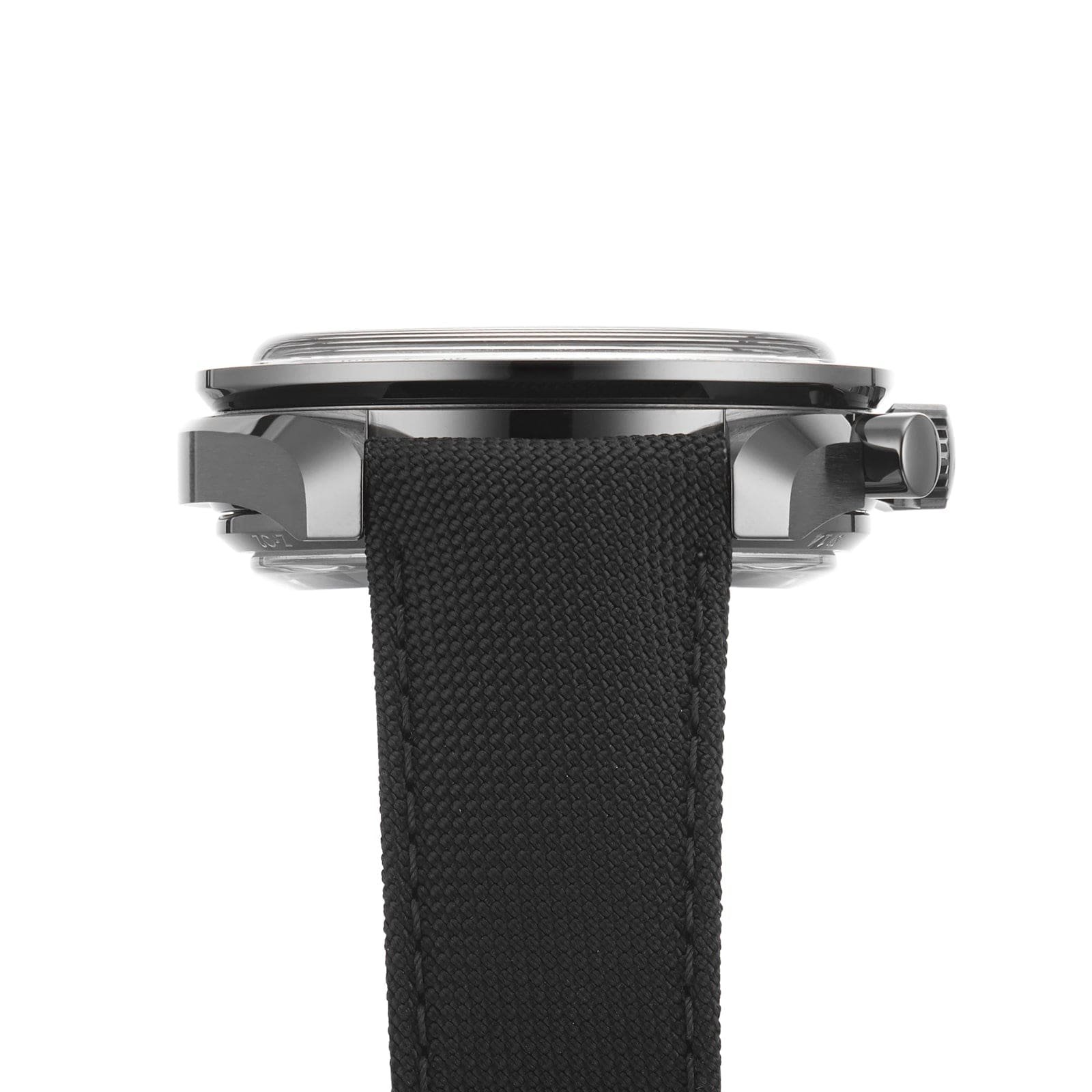 0me*ga Speedmaster Dark Side of The Moon Ceramic