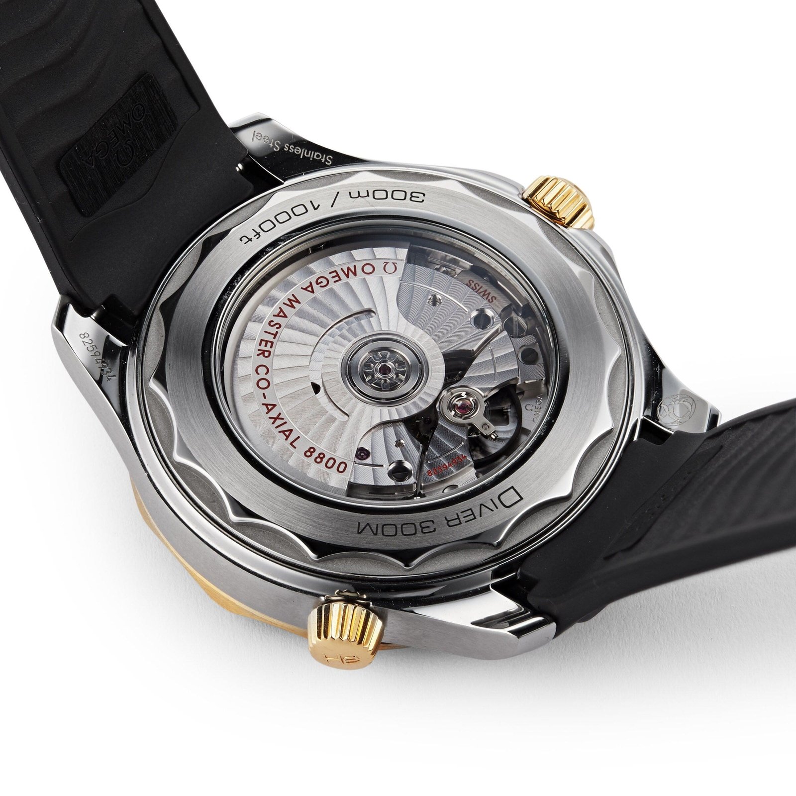 0me*ga Seamaster Diver 300M