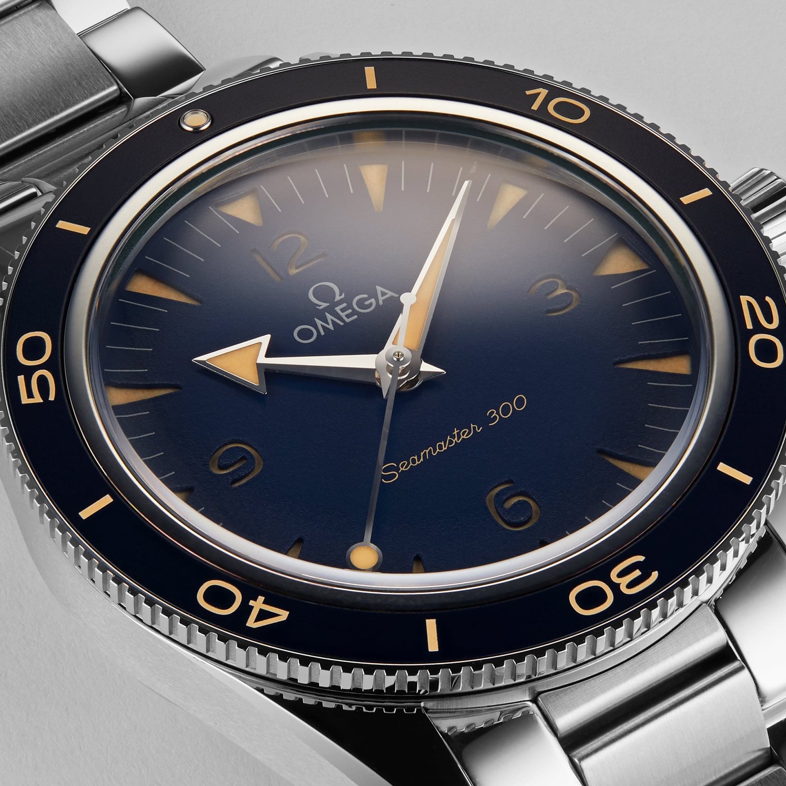 0me*ga Seamaster 300