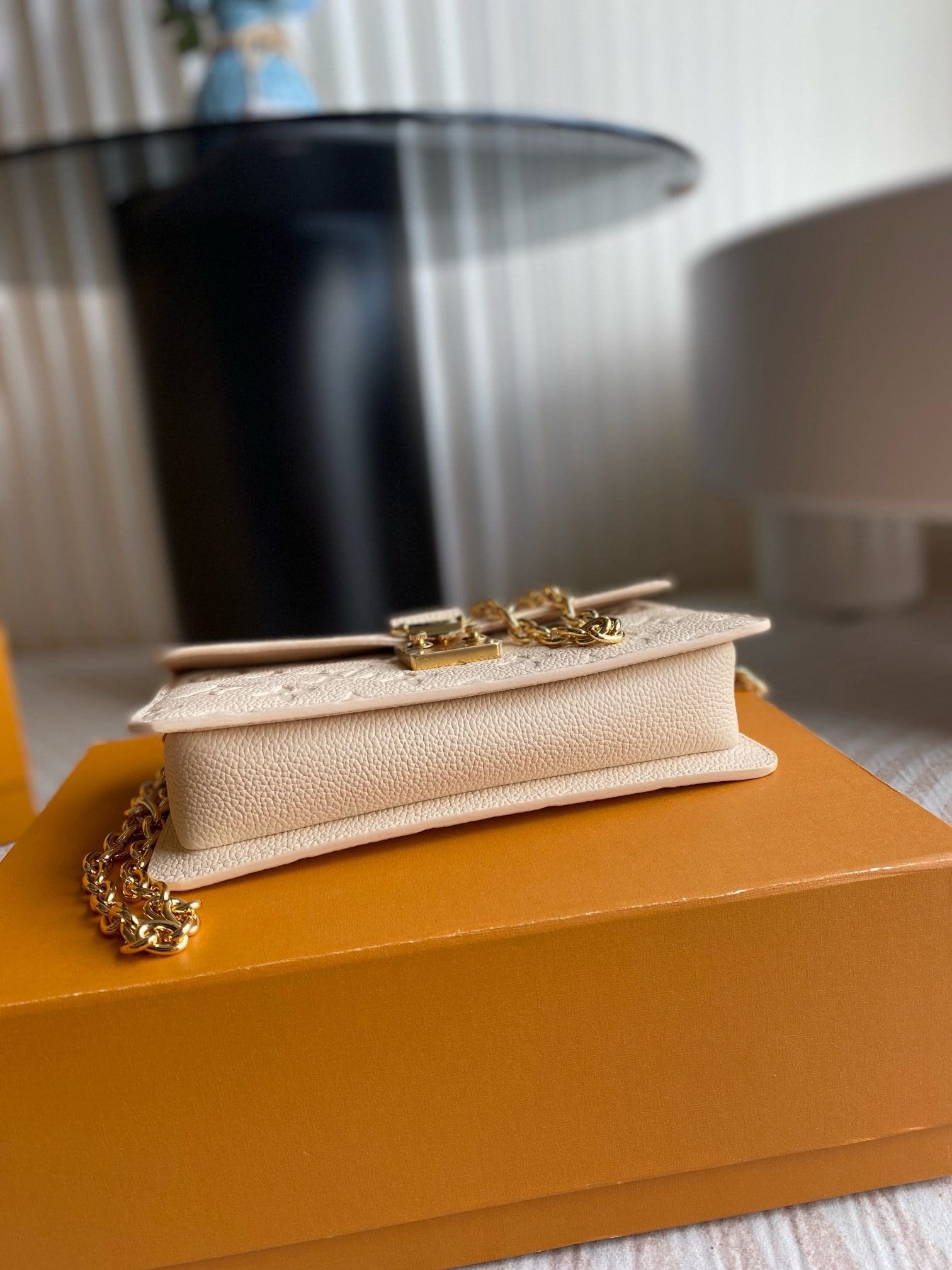 L0vis Vvtt0n M82836 WALLET ON CHAIN METIS handbags
