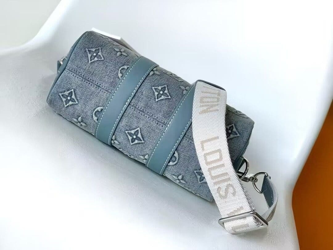 L0vis Vvtt0n M22762 Keepall Bandoulière 25
