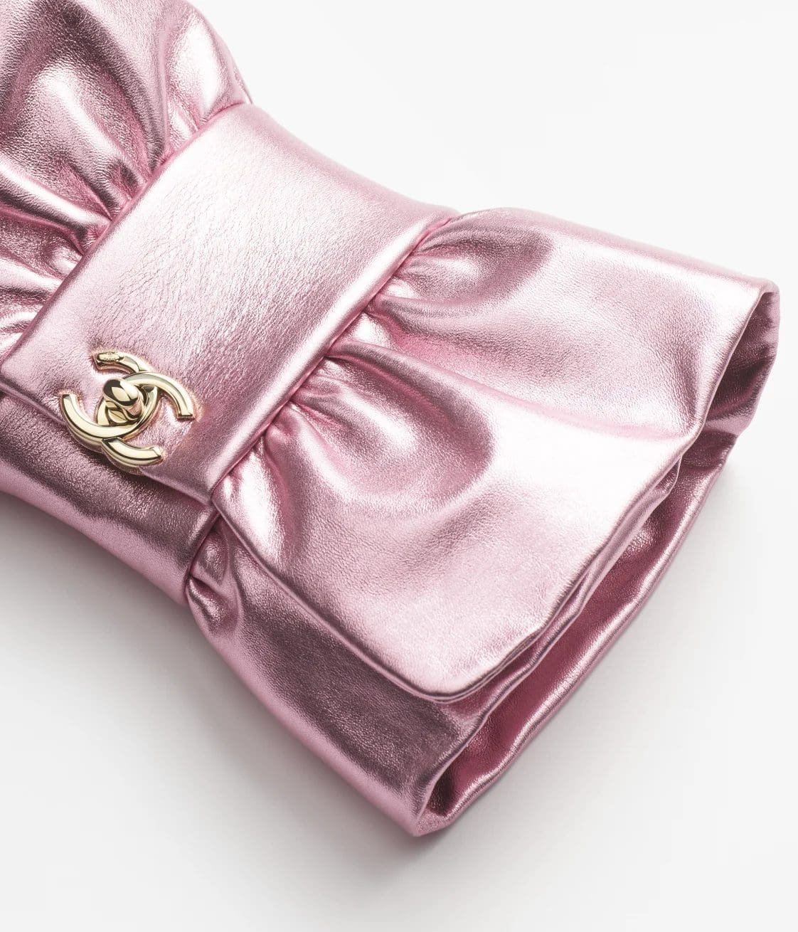 Ch**el Clutch Metallic Lambskin & Gold-Tone Metal Pink