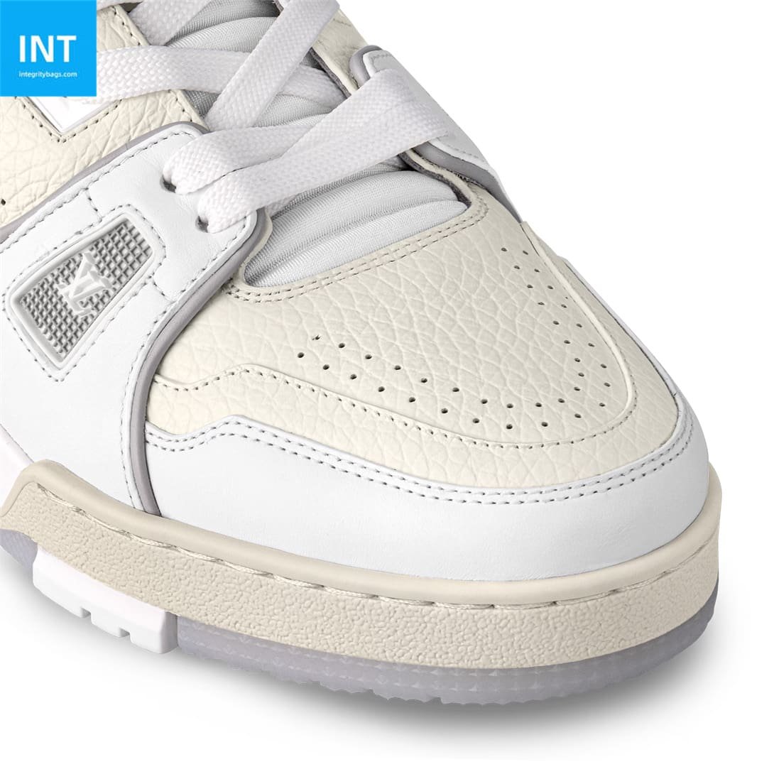 L0vis Vvtt0n 1ACP1N LV Trainer Sneaker
