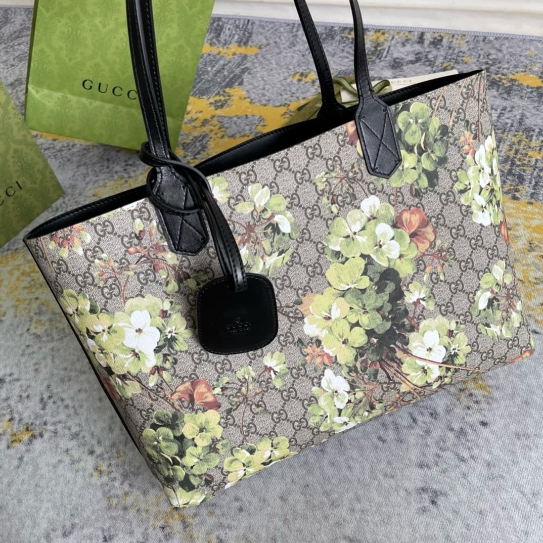 Gvc*1 Svp*me Monogram Blooms Medium Reversible Tote