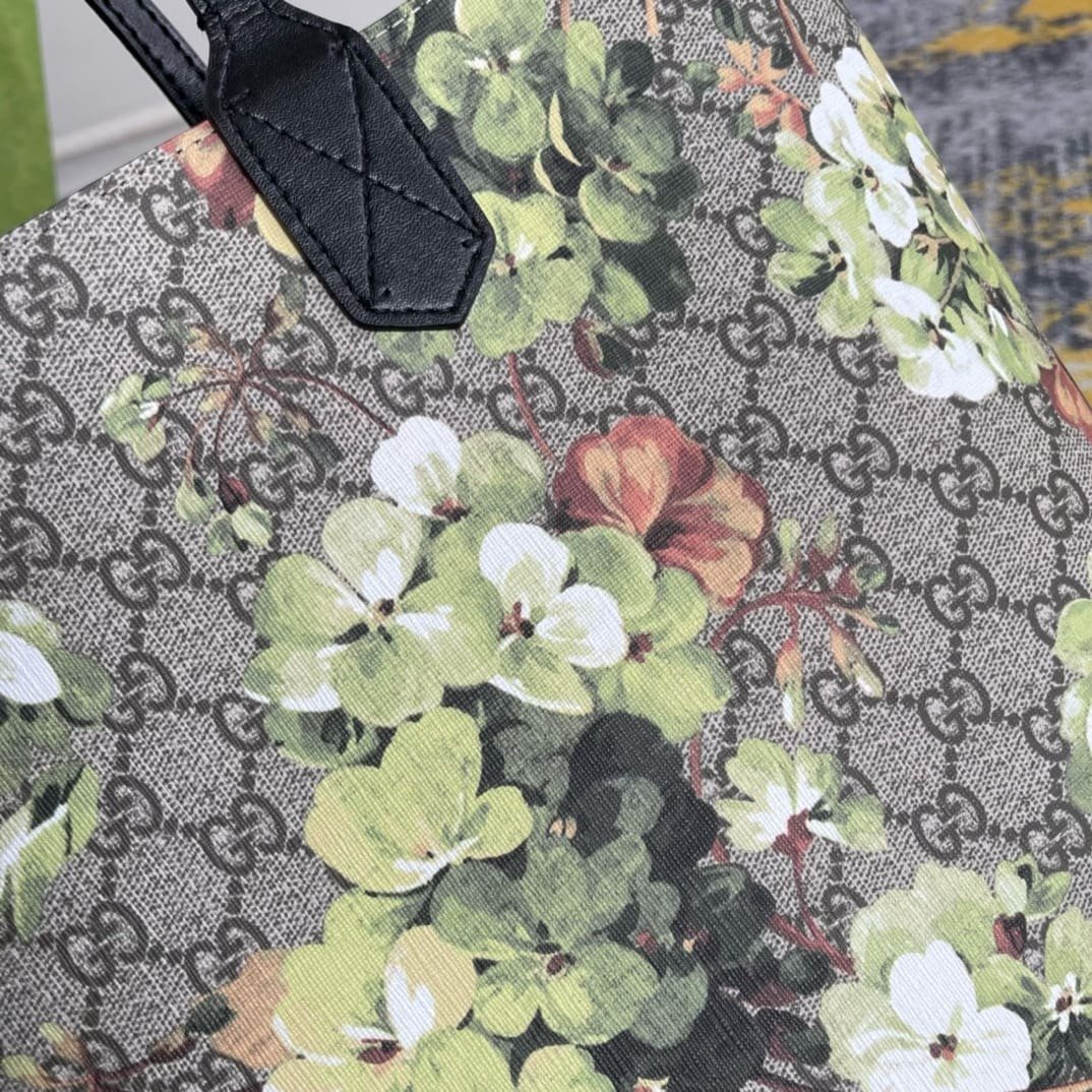 Gvc*1 Svp*me Monogram Blooms Medium Reversible Tote