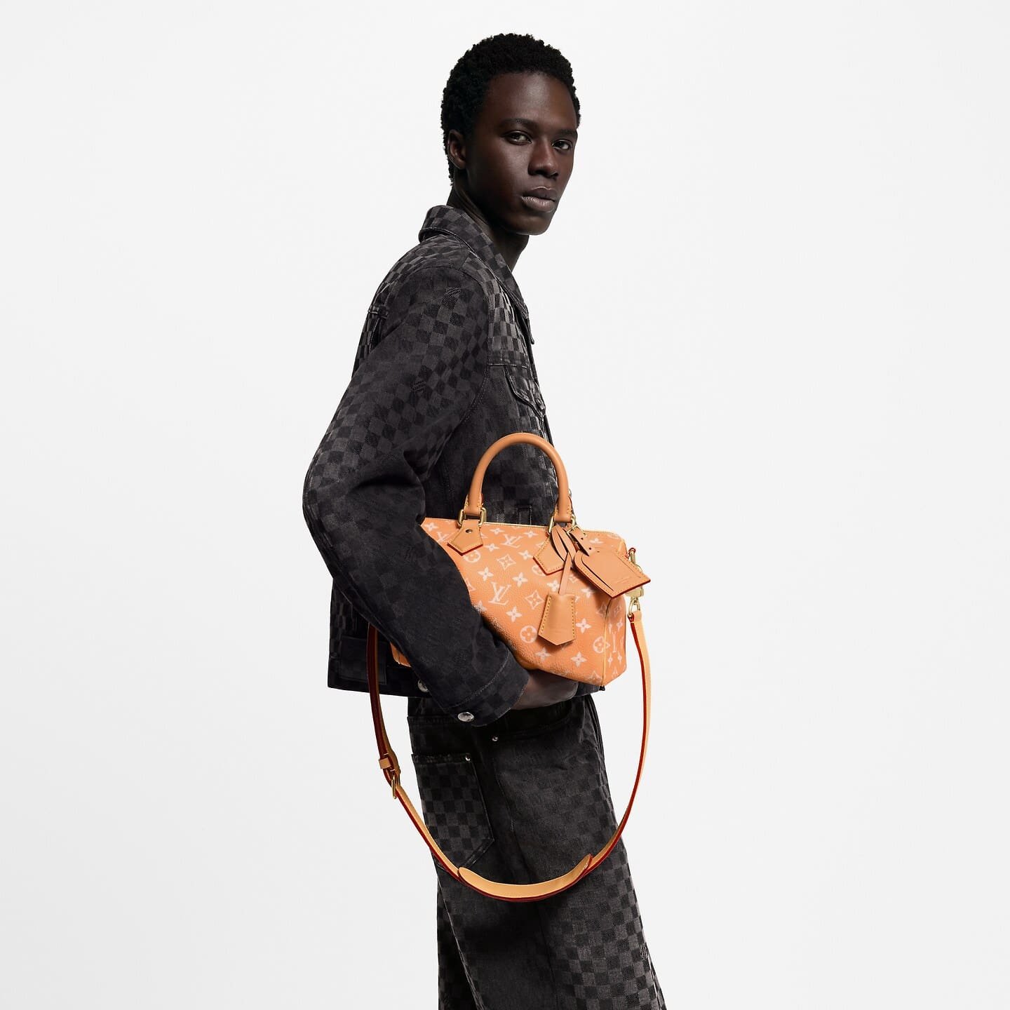 L0vis Vvtt0n M13912 SPEEDY P9 BANDOULIÈRE 25 BAG