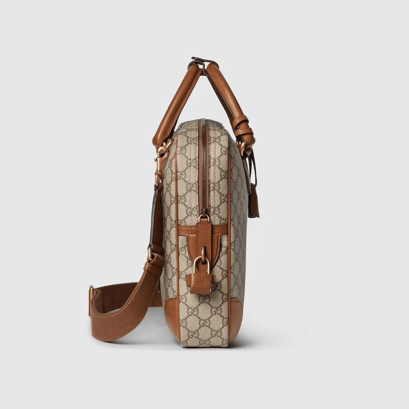 Gvc*1 EMBLEM MEDIUM BRIEFCASE