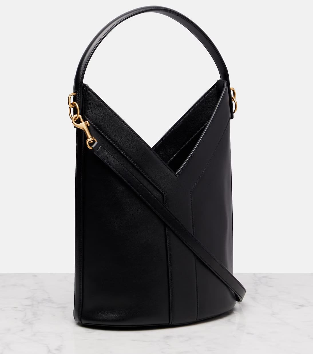 Sa1nt Lau*nt Y top-handle bucket in leather