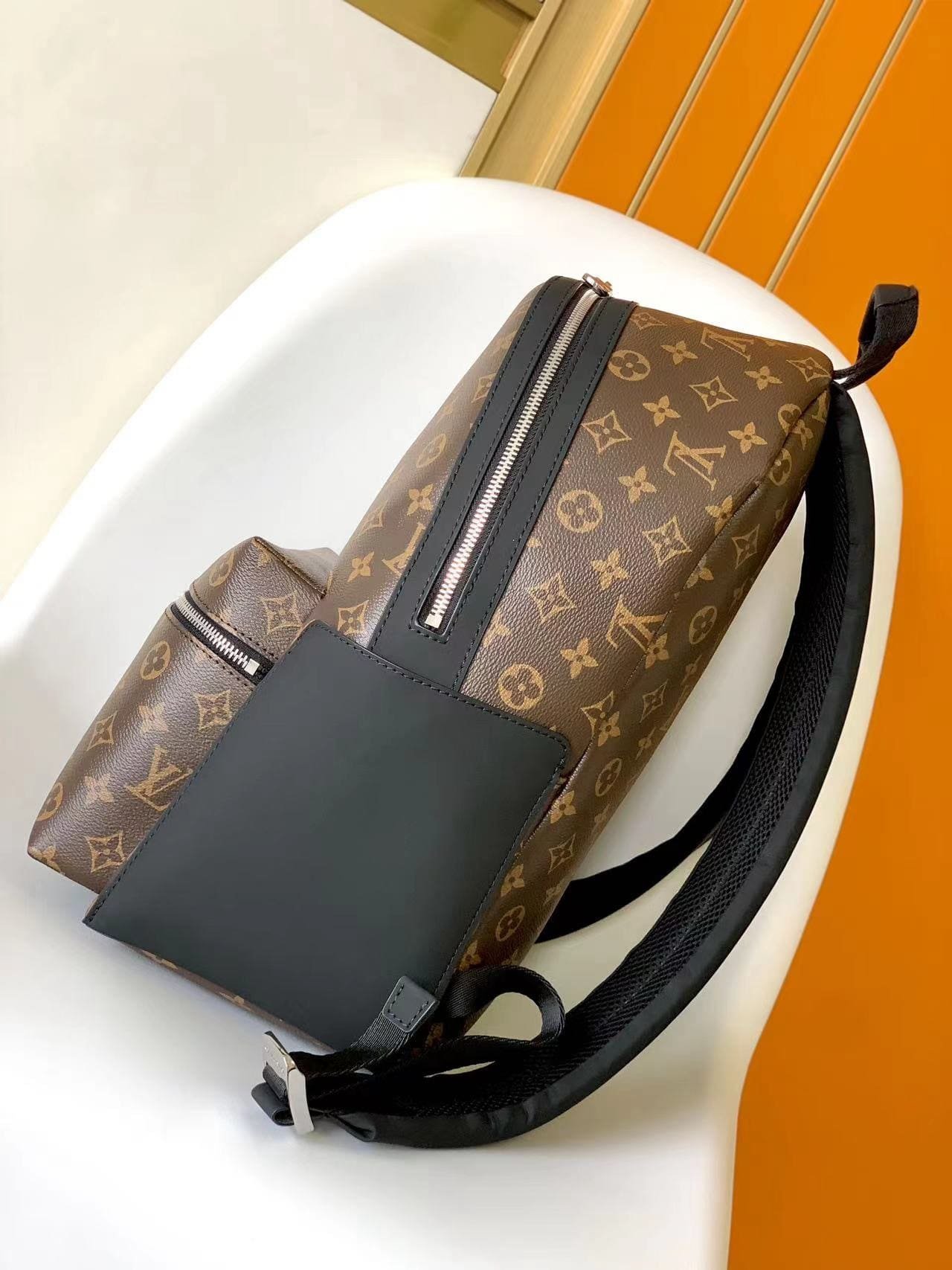 L0vis Vvtt0n M46684 Discovery Backpack PM