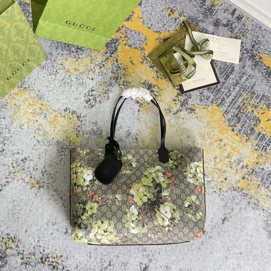 Gvc*1 Svp*me Monogram Blooms Medium Reversible Tote