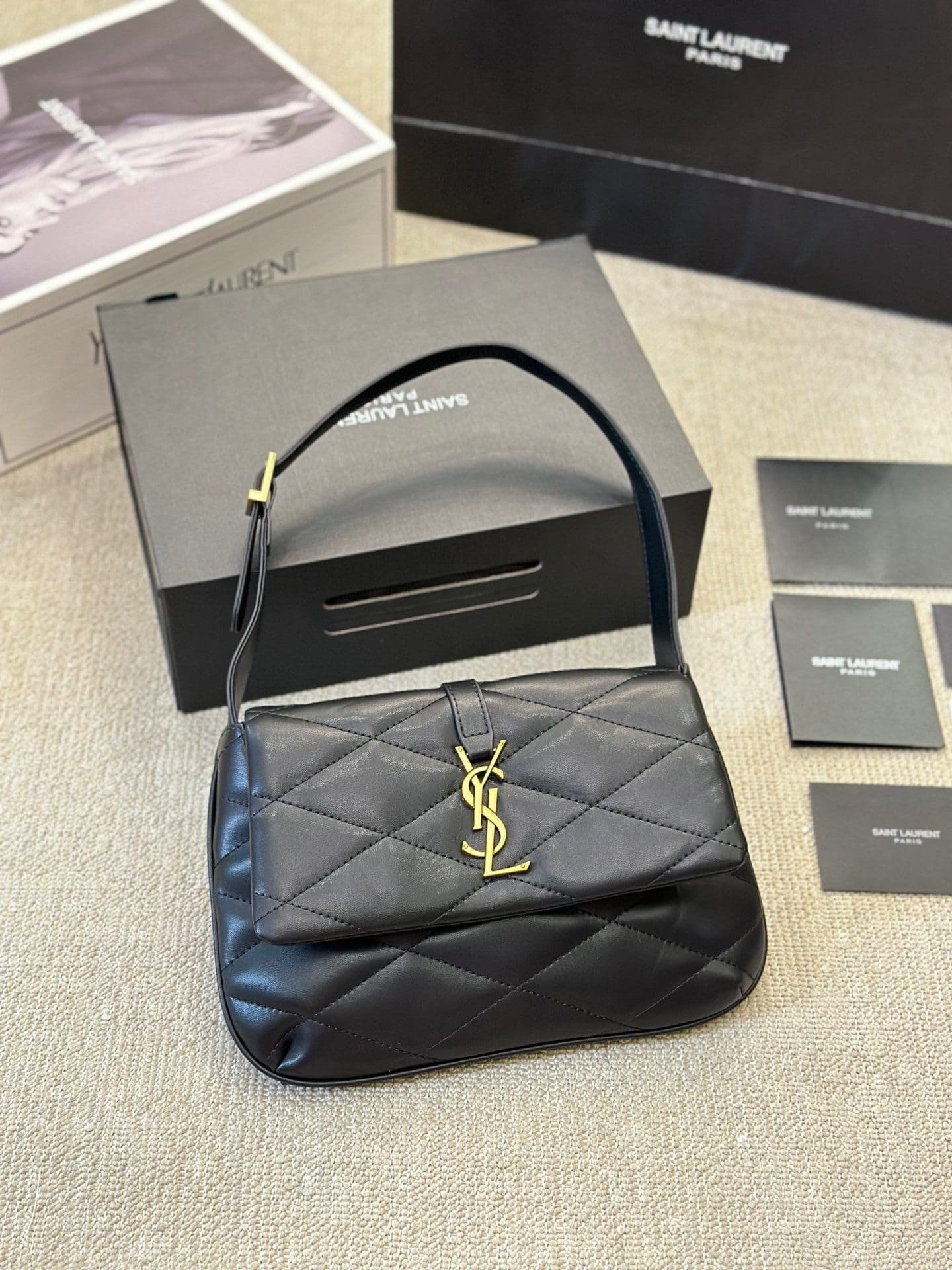 Sa1nt Lau*nt Lambskin Quilted Le 57 D1am0nd Shoulder Bag Black