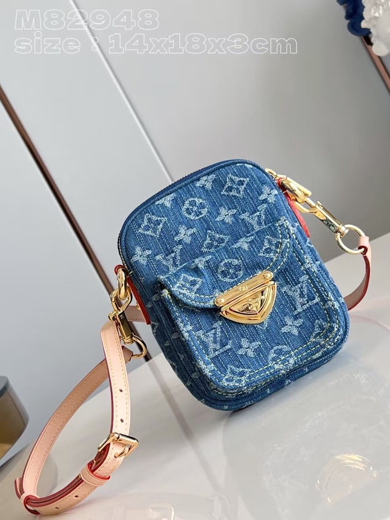 L0vis Vvtt0n M82948 Fairfax Pochette