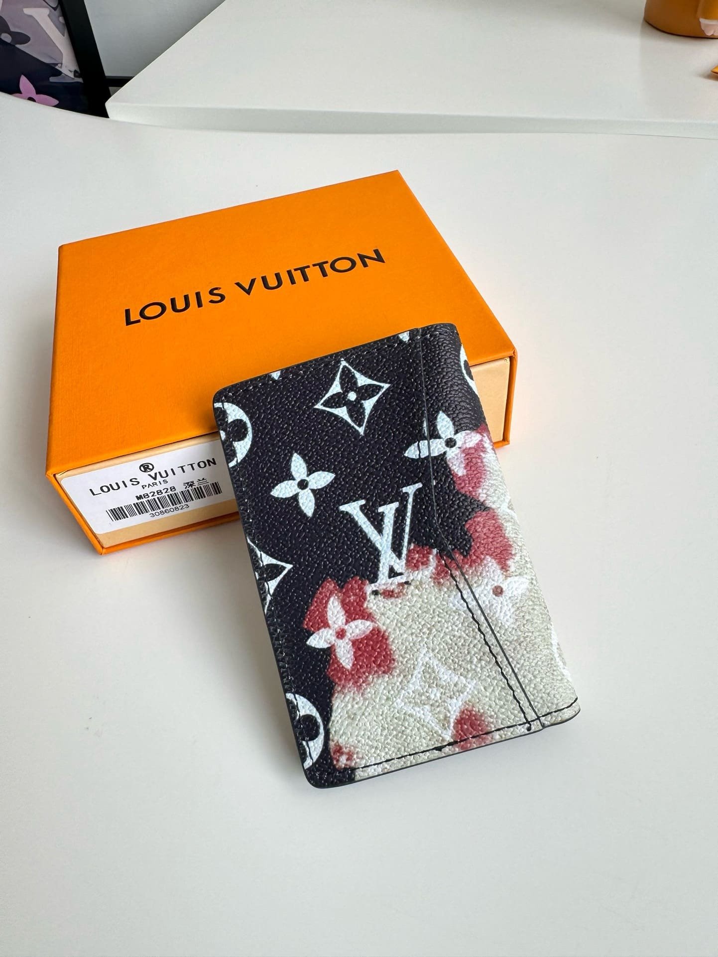 L0vis Vvtt0n M82828 Pocket Organizer