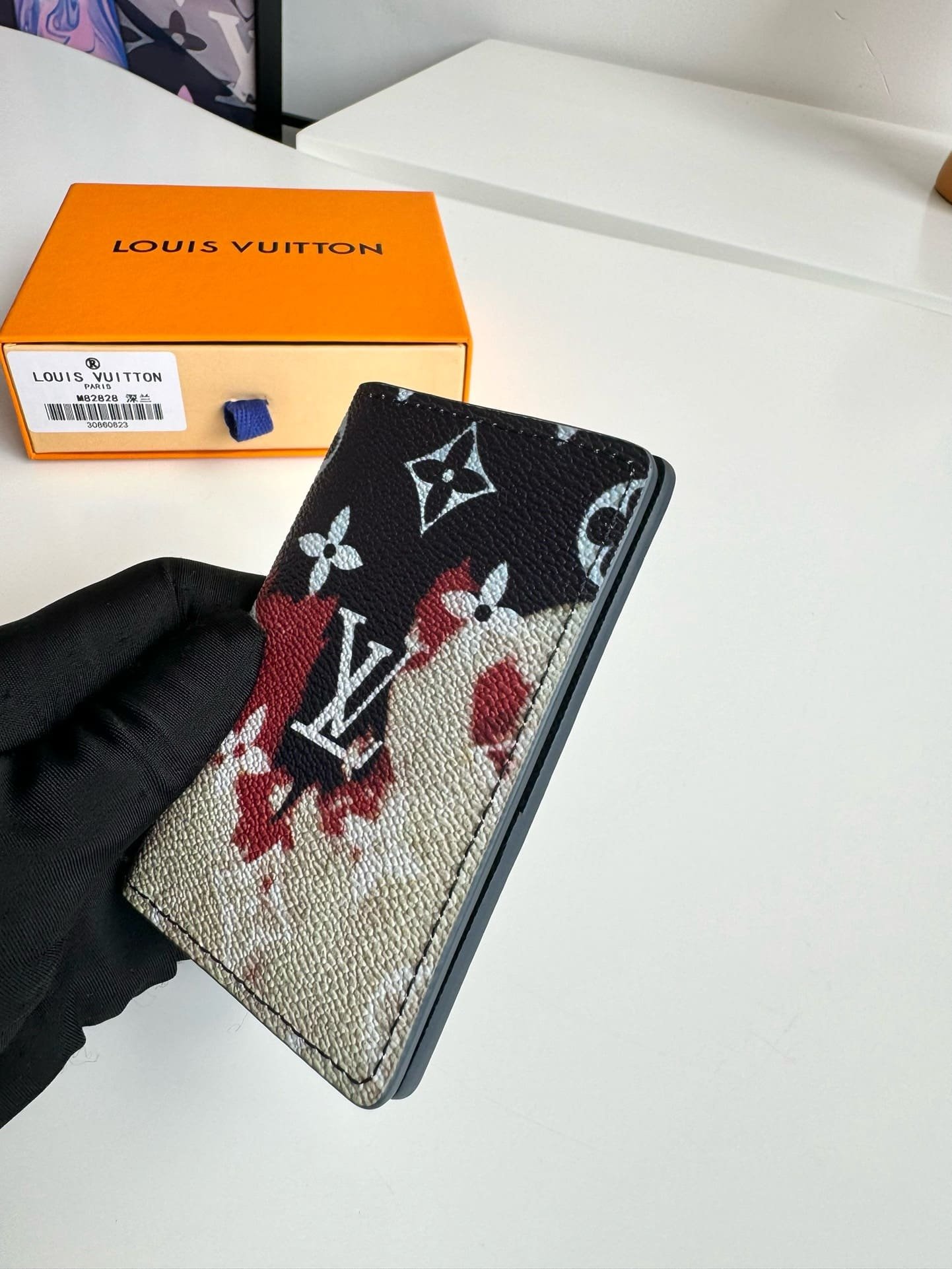 L0vis Vvtt0n M82828 Pocket Organizer
