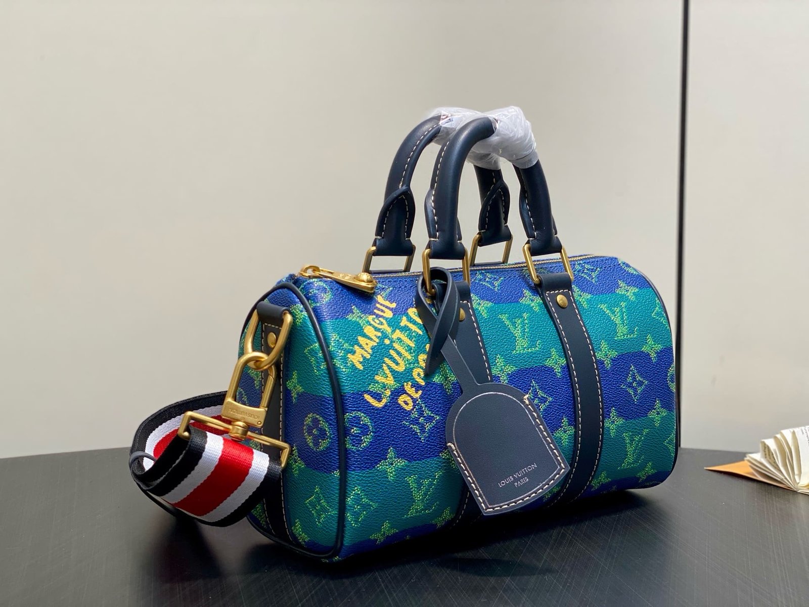 L0vis Vvtt0n M25786 Keepall Bandoulière 25