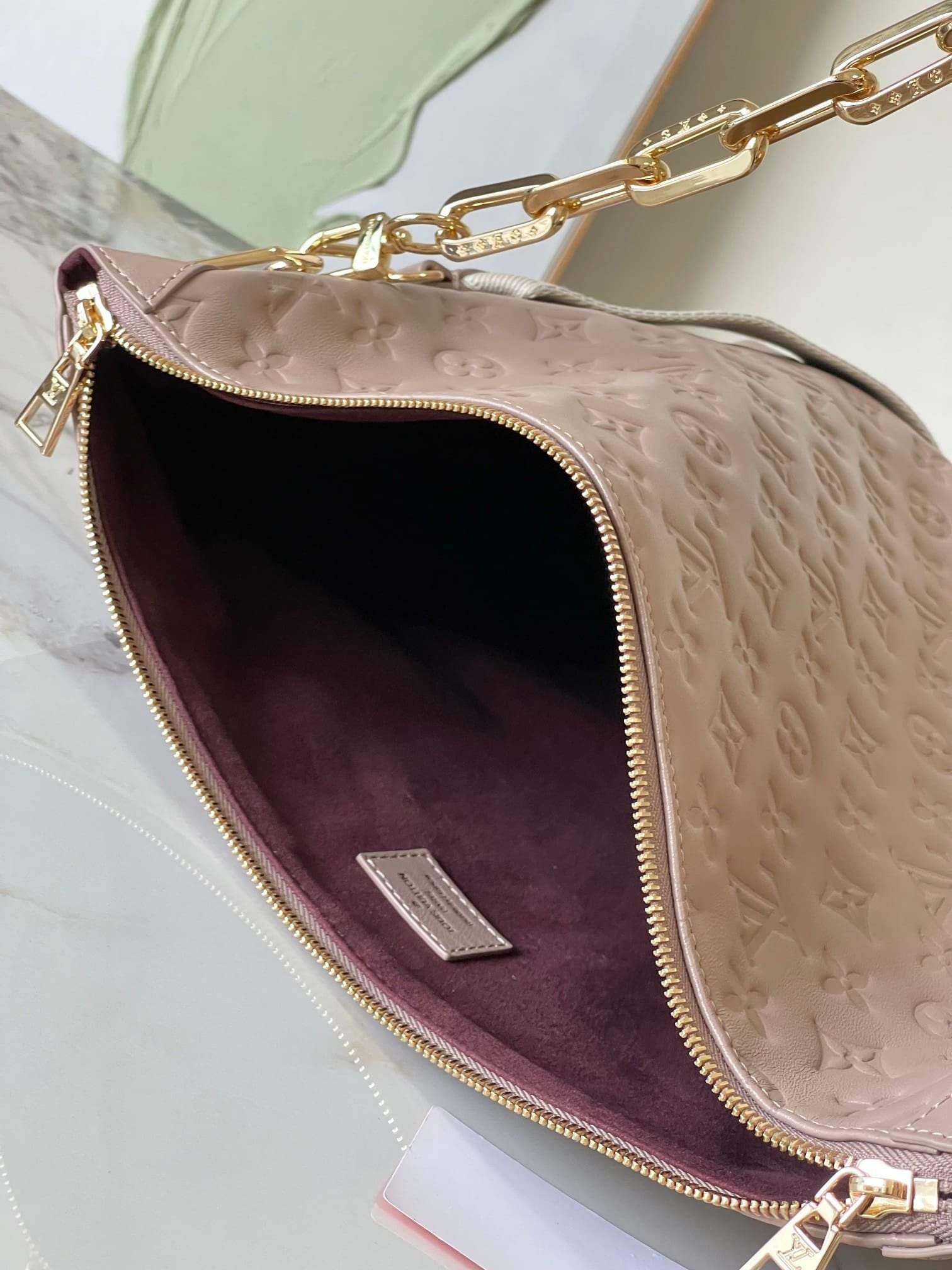 L0vis Vvtt0n M12071 Coussin Hobo MM