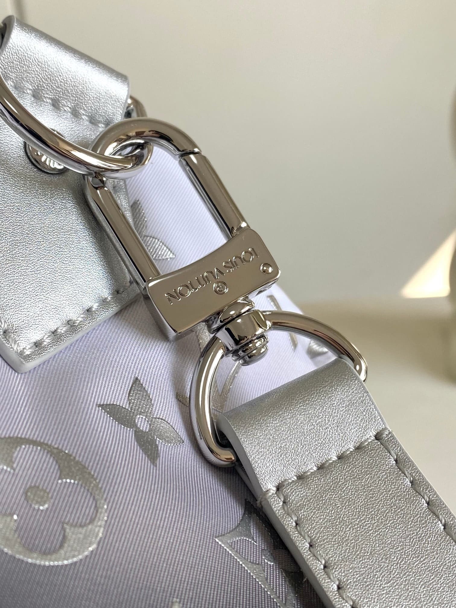 L0vis Vvtt0n M12067 LV Ski Keepall Bandoulière 45