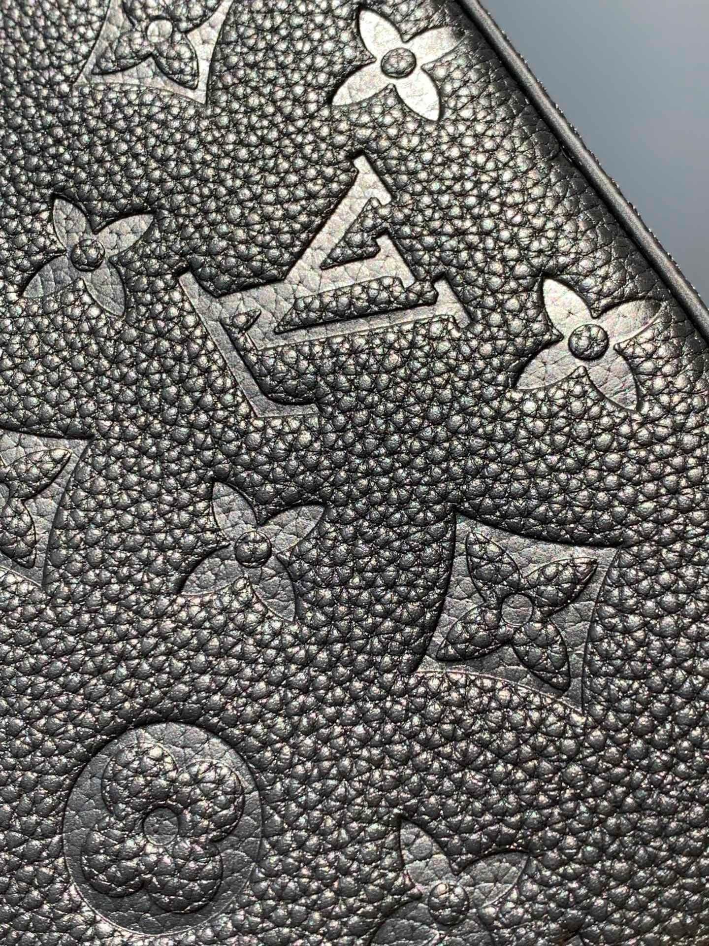 L0vis Vvtt0n M82477 Félicie Pochette