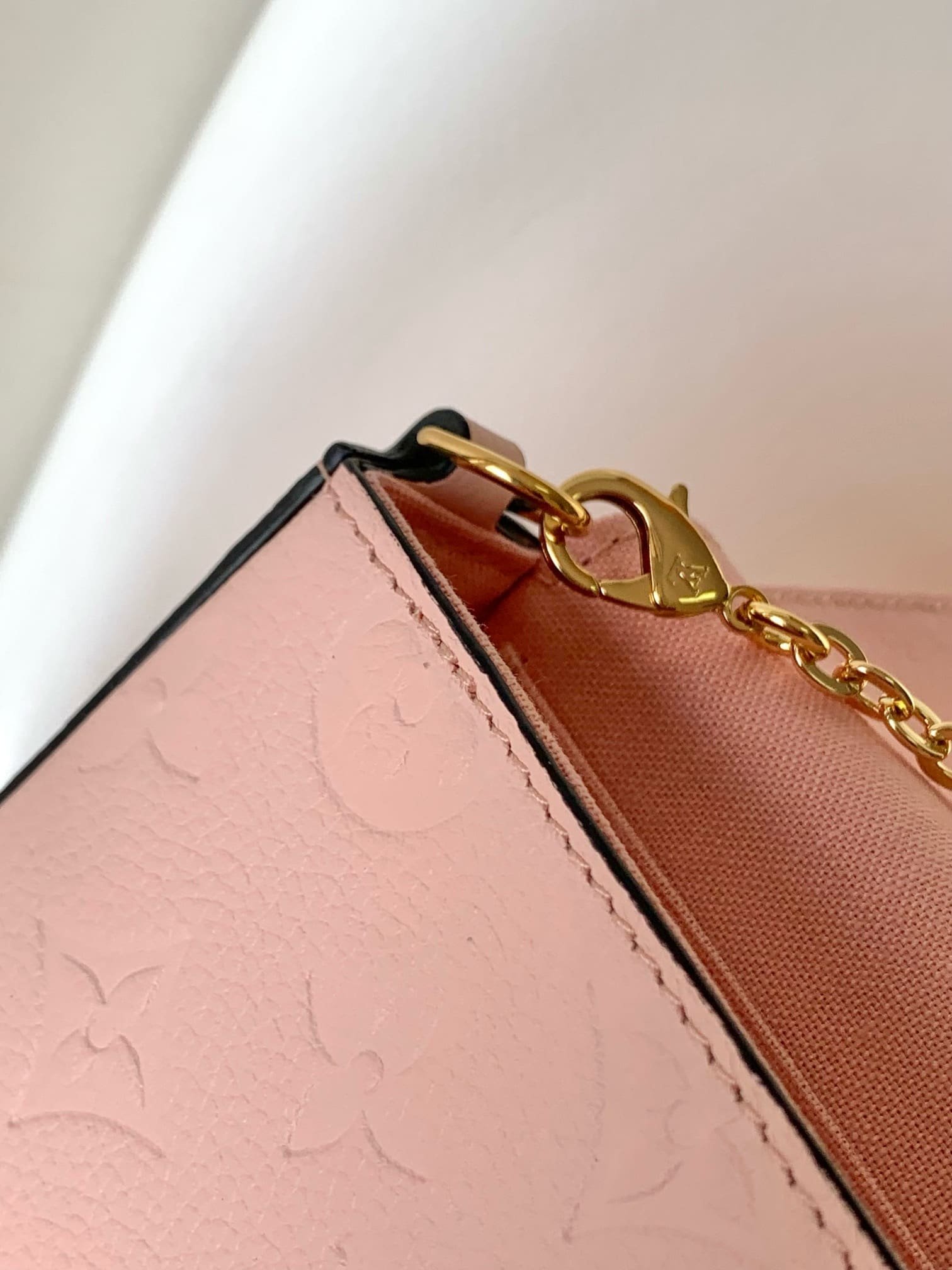 L0vis Vvtt0n M82608 Félicie Pochette