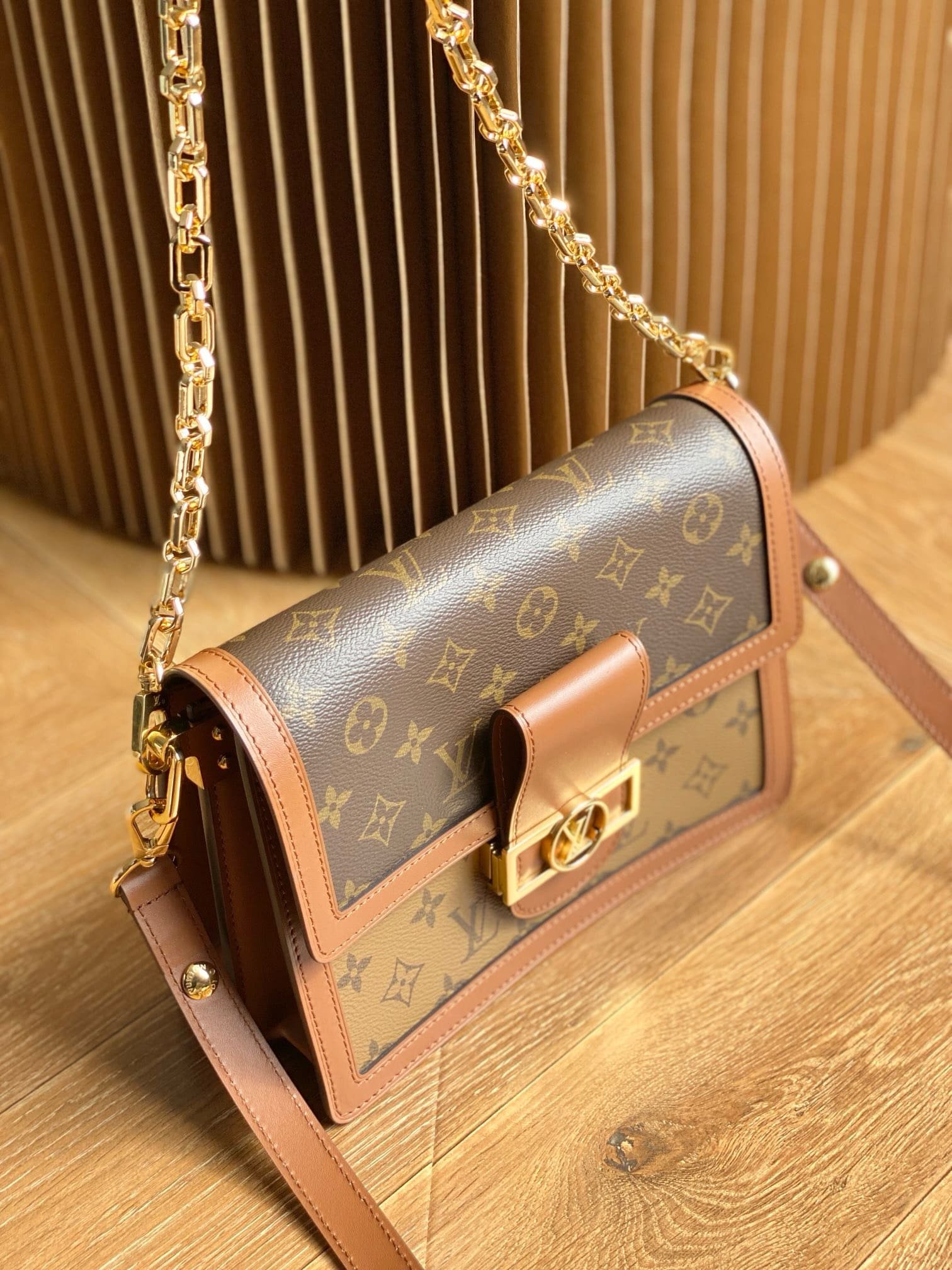 L0vis Vvtt0n Dauphine MM Bag M44391