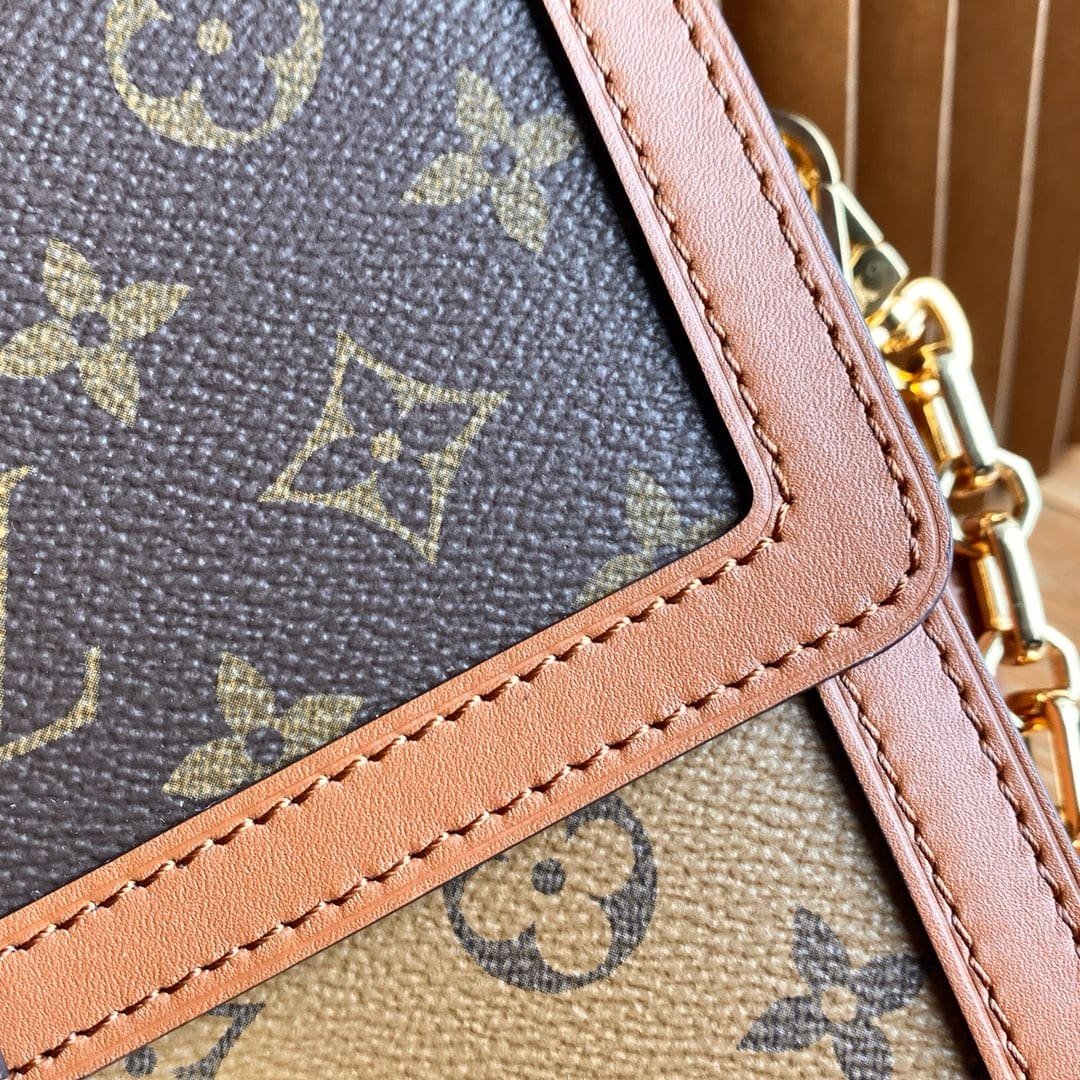 L0vis Vvtt0n Dauphine MM Bag M44391