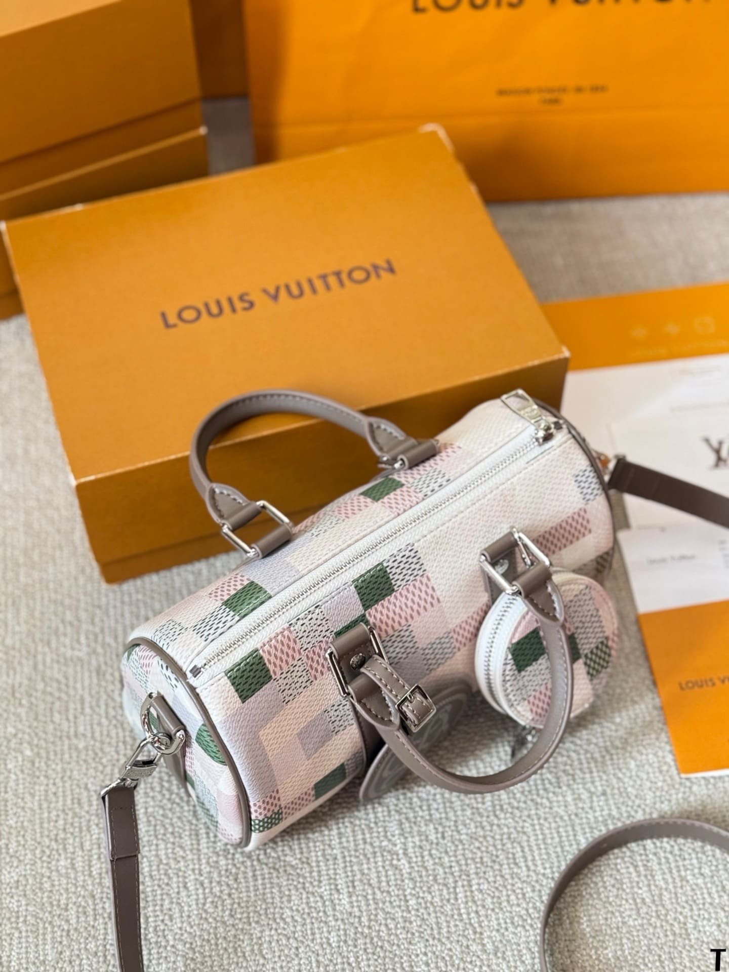 L0vis Vvtt0n Keepall 25 N00105