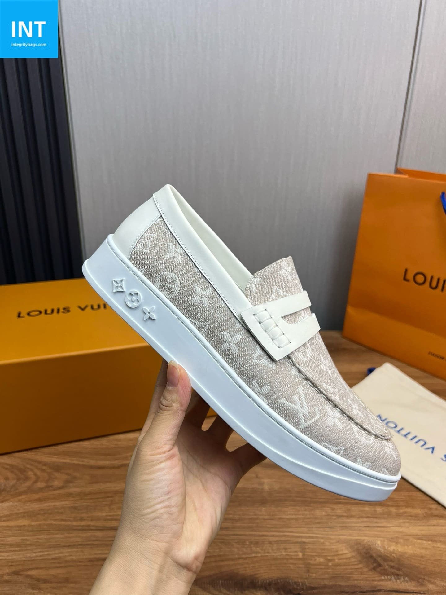 L0vis Vvtt0n Shoes | Mastercraft Quality