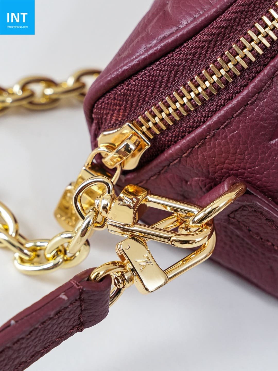 L0vis Vvtt0n M25905 Mini Bumbag