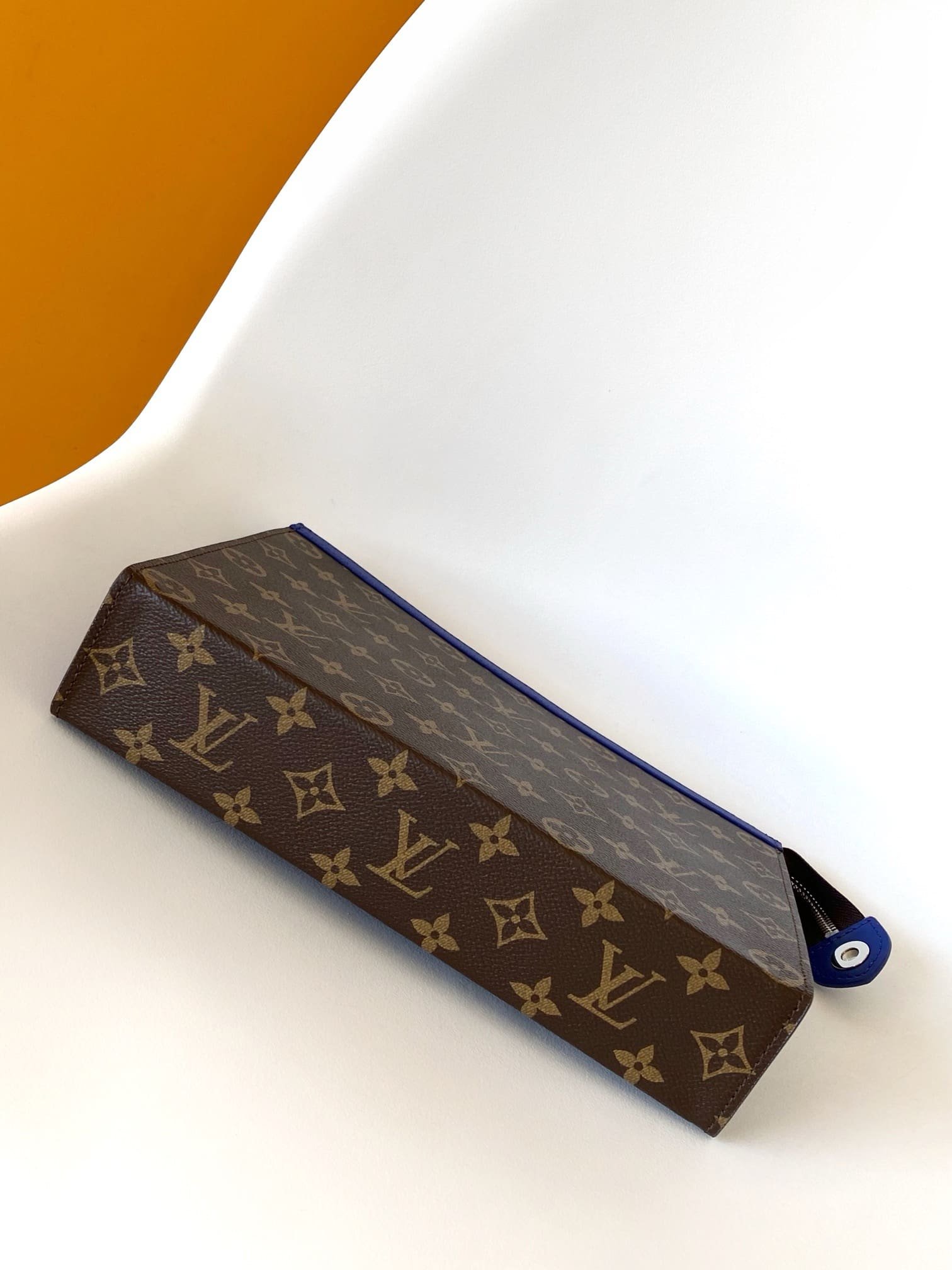L0vis Vvtt0n M12819 Pochette Voyage MM