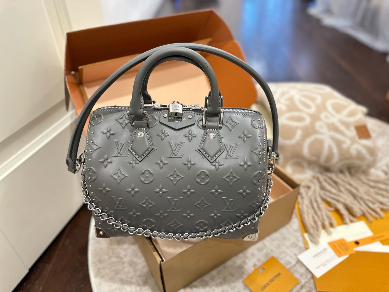 L0vis Vvtt0n Speedy trunk 25 monogram