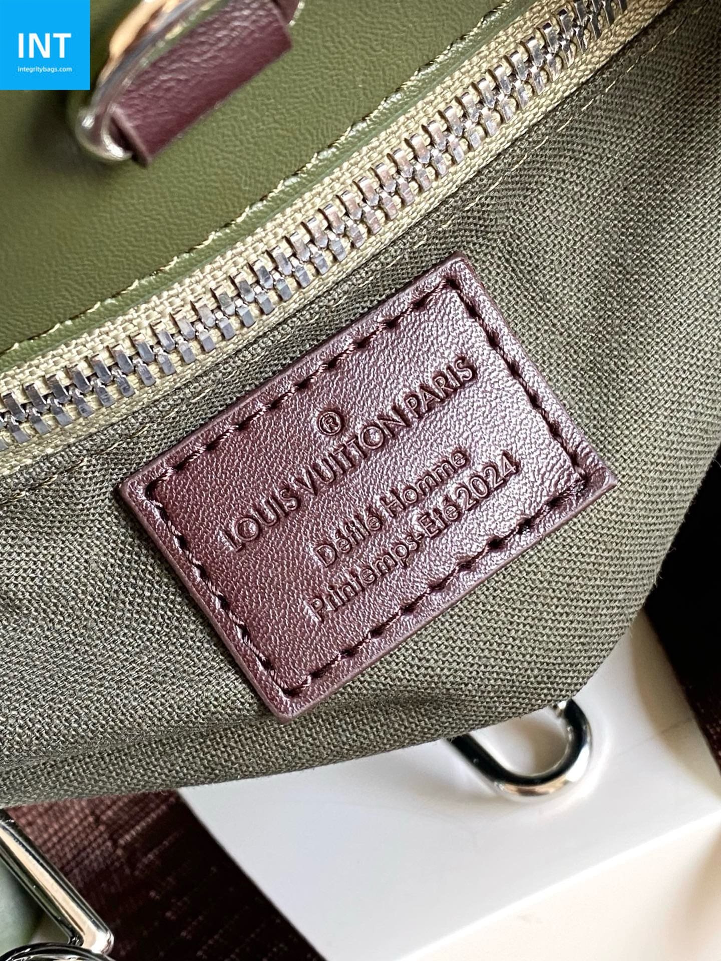 L0vis Vvtt0n M15238 Mini Shopper Tote