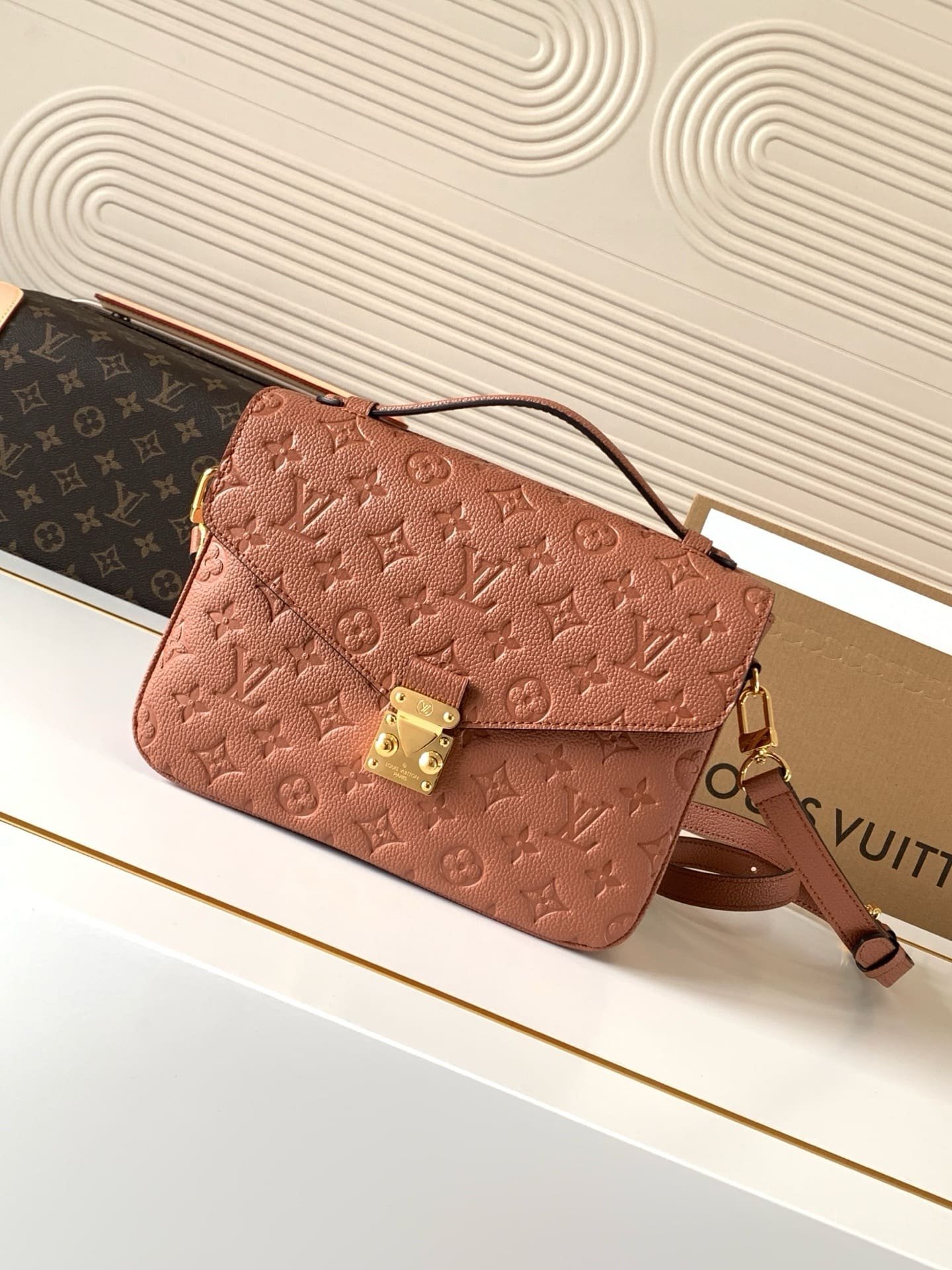 L0vis Vvtt0n M12711 Pochette Métis