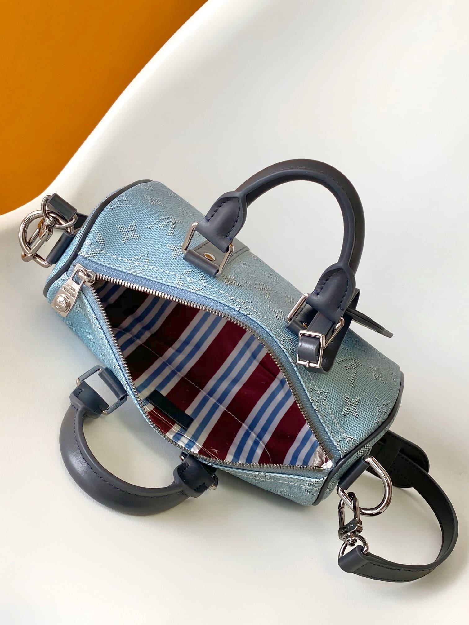 L0vis Vvtt0n M14681 Keepall Bandoulière 25