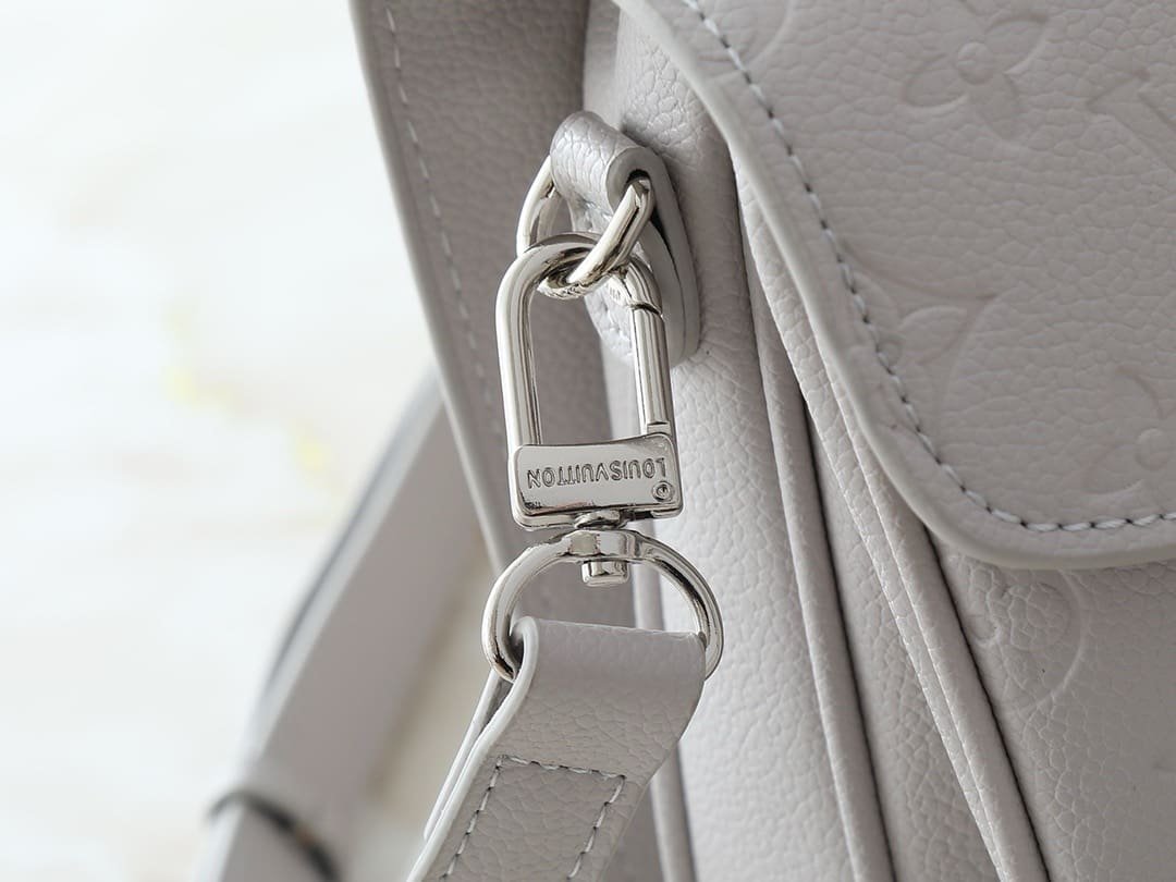 L0vis Vvtt0n M13481 Pochette Métis Bag