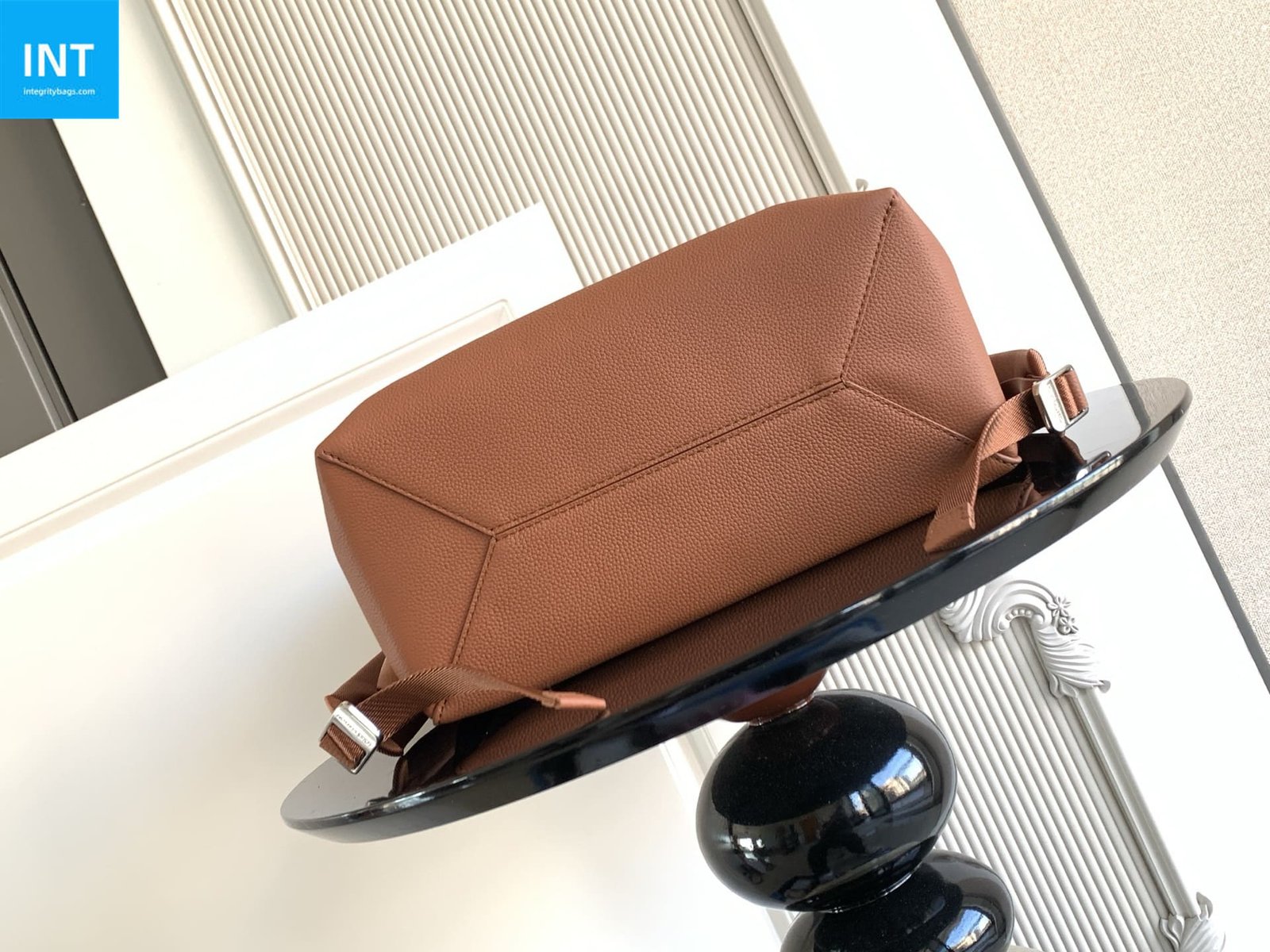 L0vis Vvtt0n M26023 Fastline Backpack