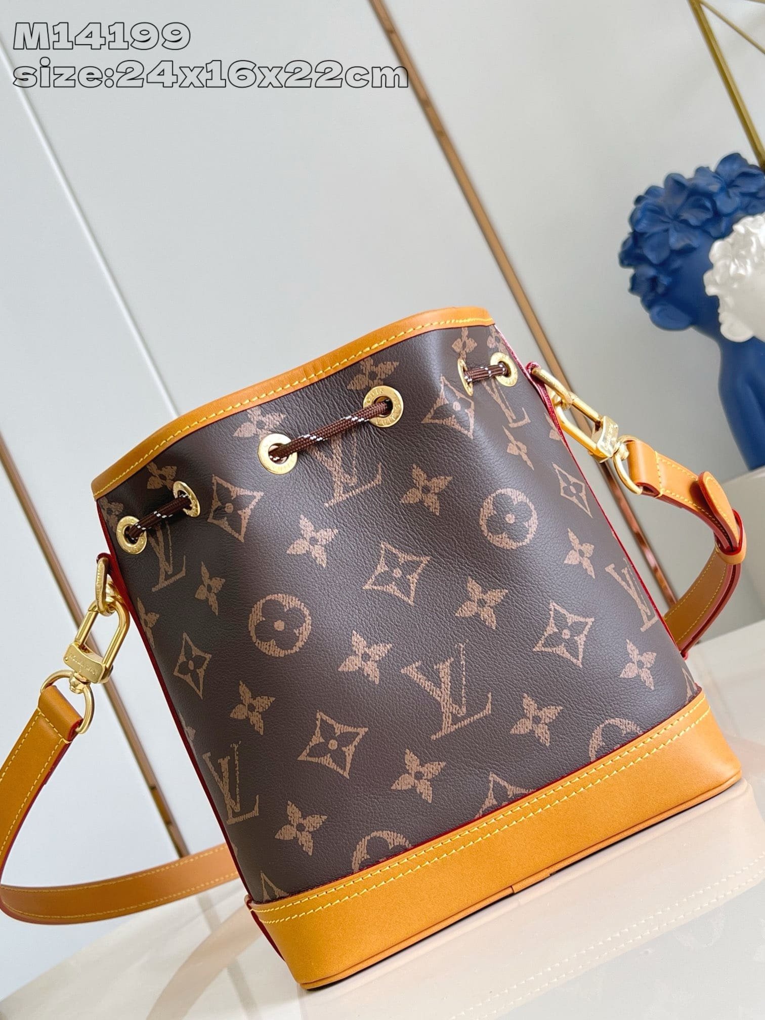 L0vis Vvtt0n M14199 NOÉ CARGO BAG