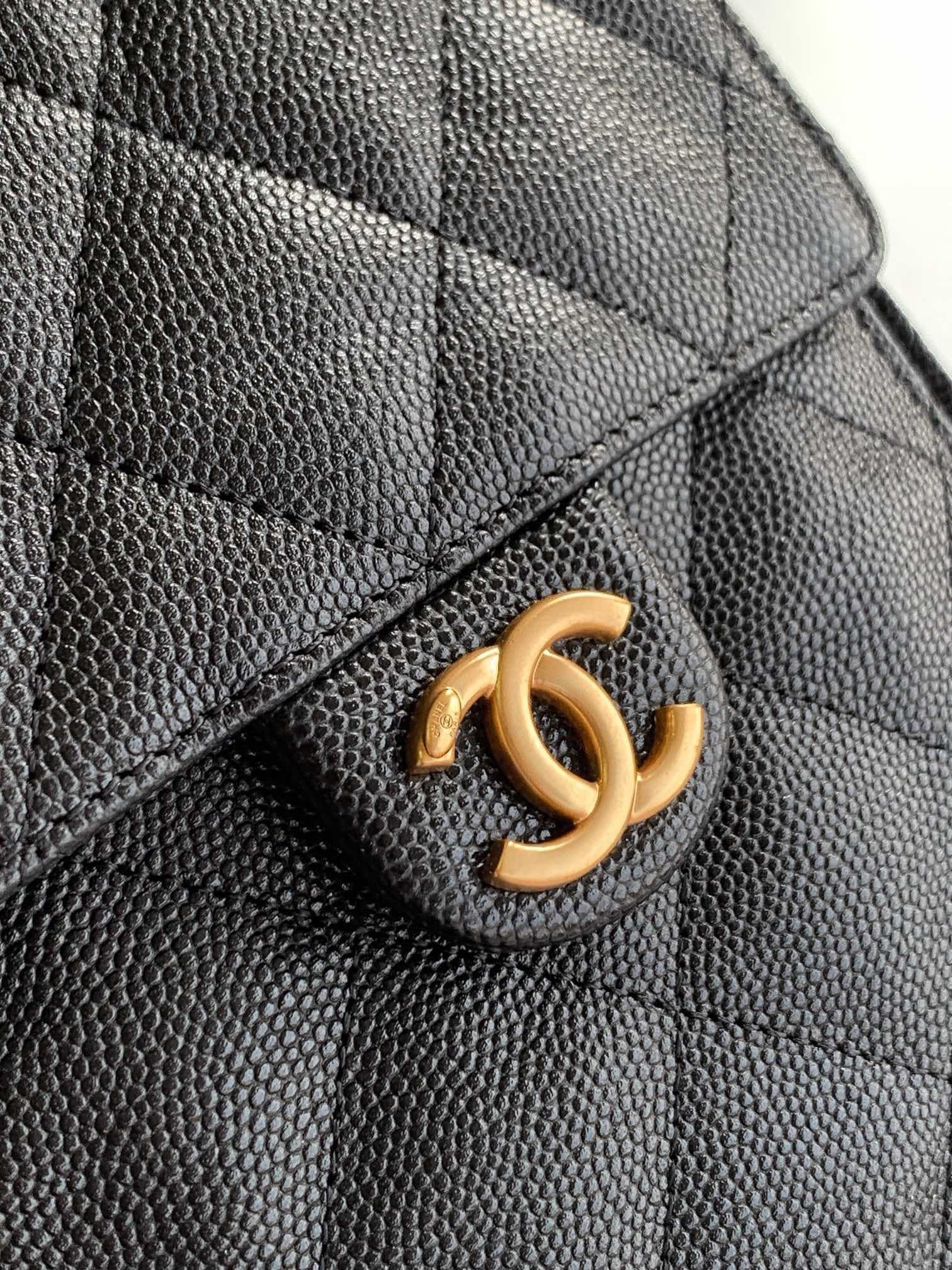 Ch**el 25 Medium Handbag