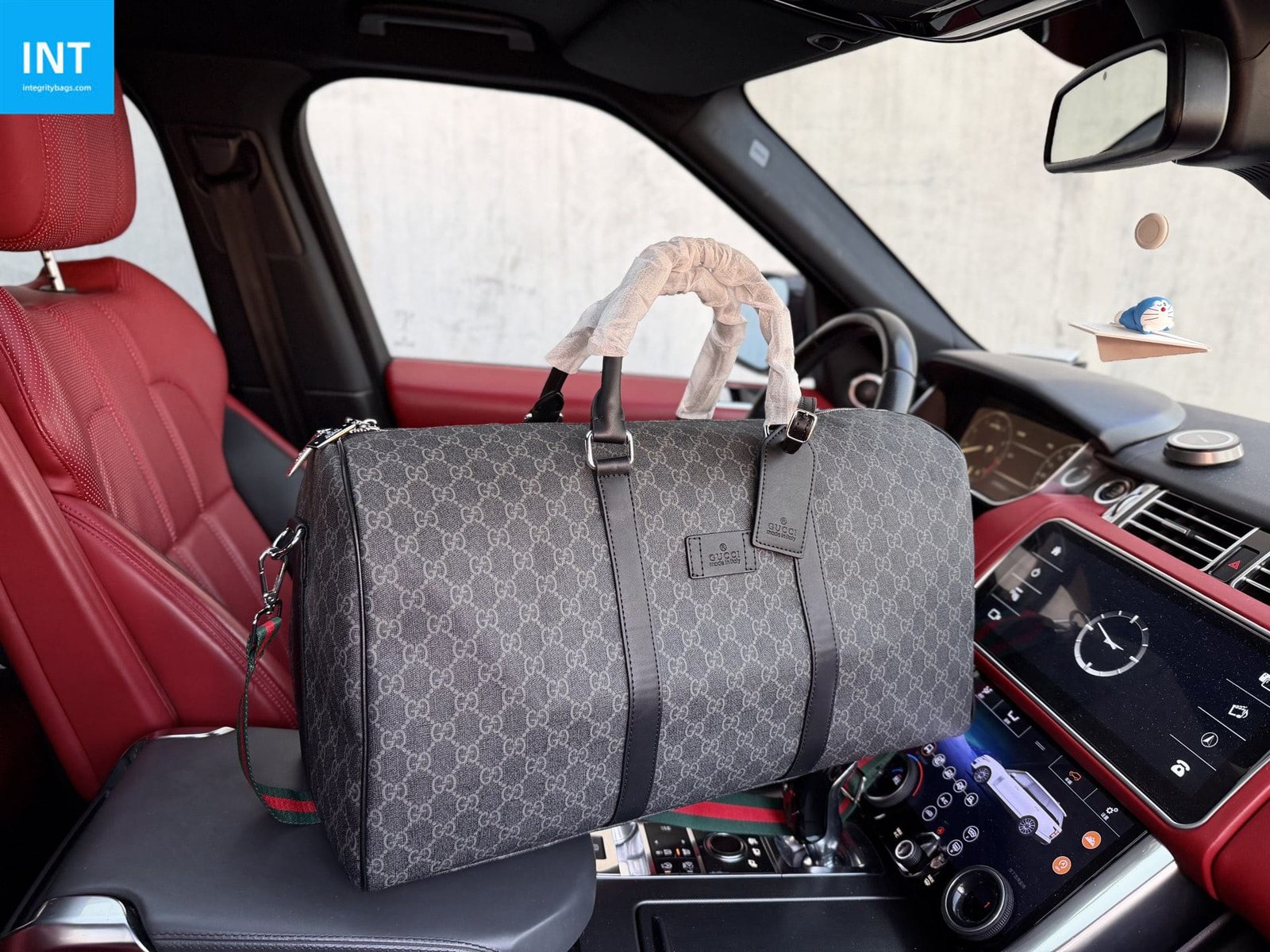Gvc*1 LARGE DUFFLE BAG