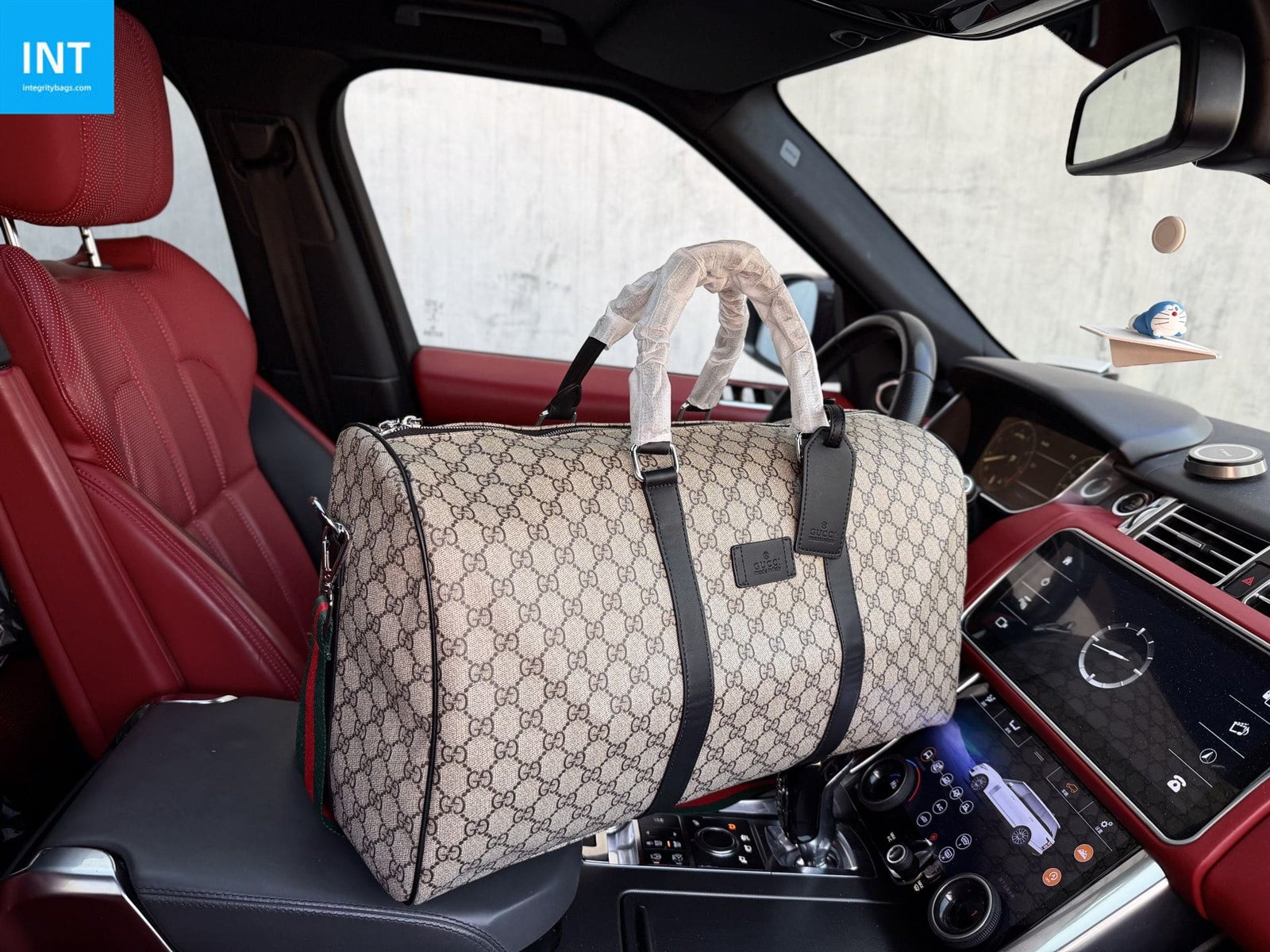 Gvc*1 LARGE DUFFLE BAG