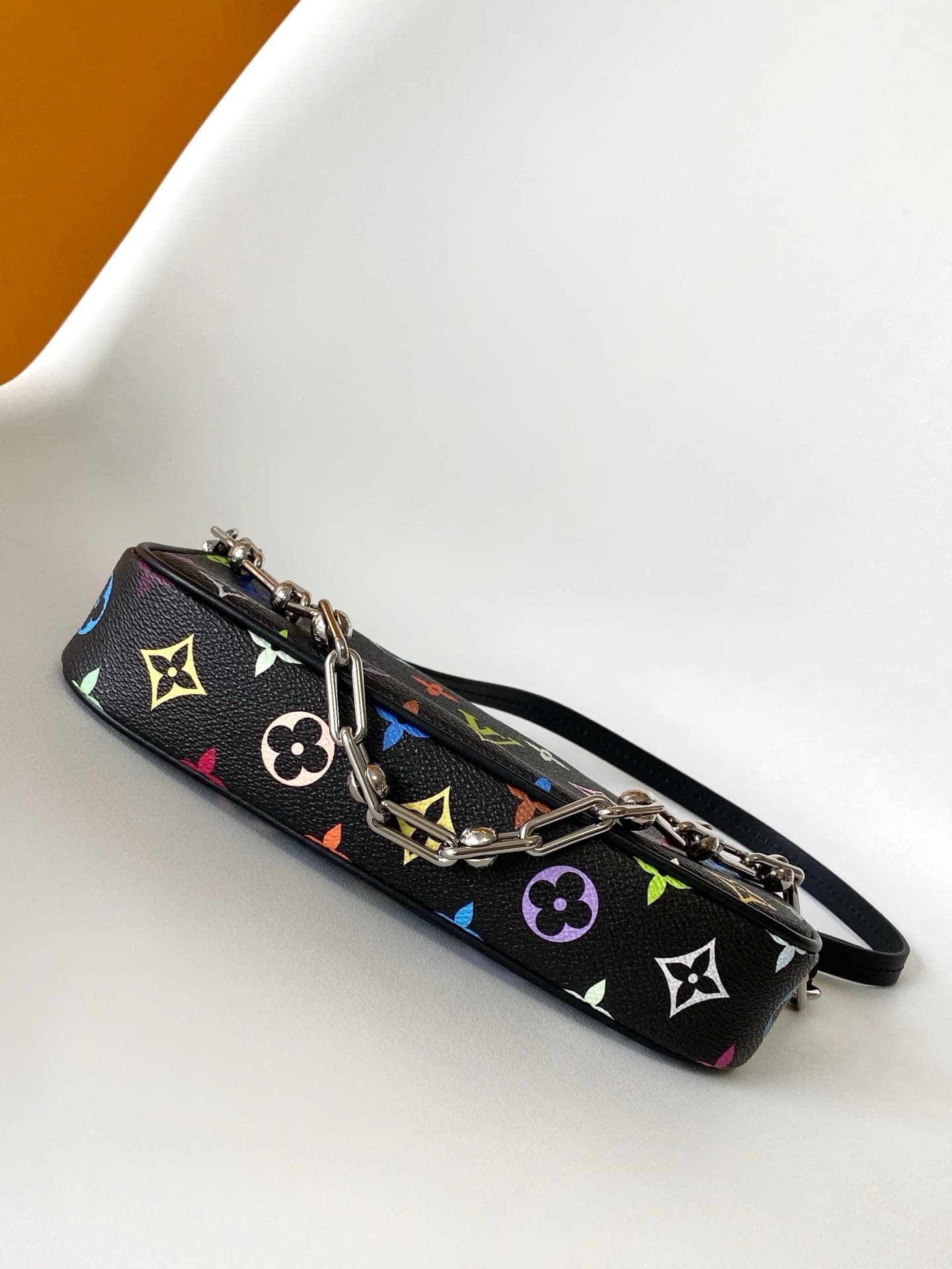 L0vis Vvtt0n M13663 LV x TM Pochette Accessoires