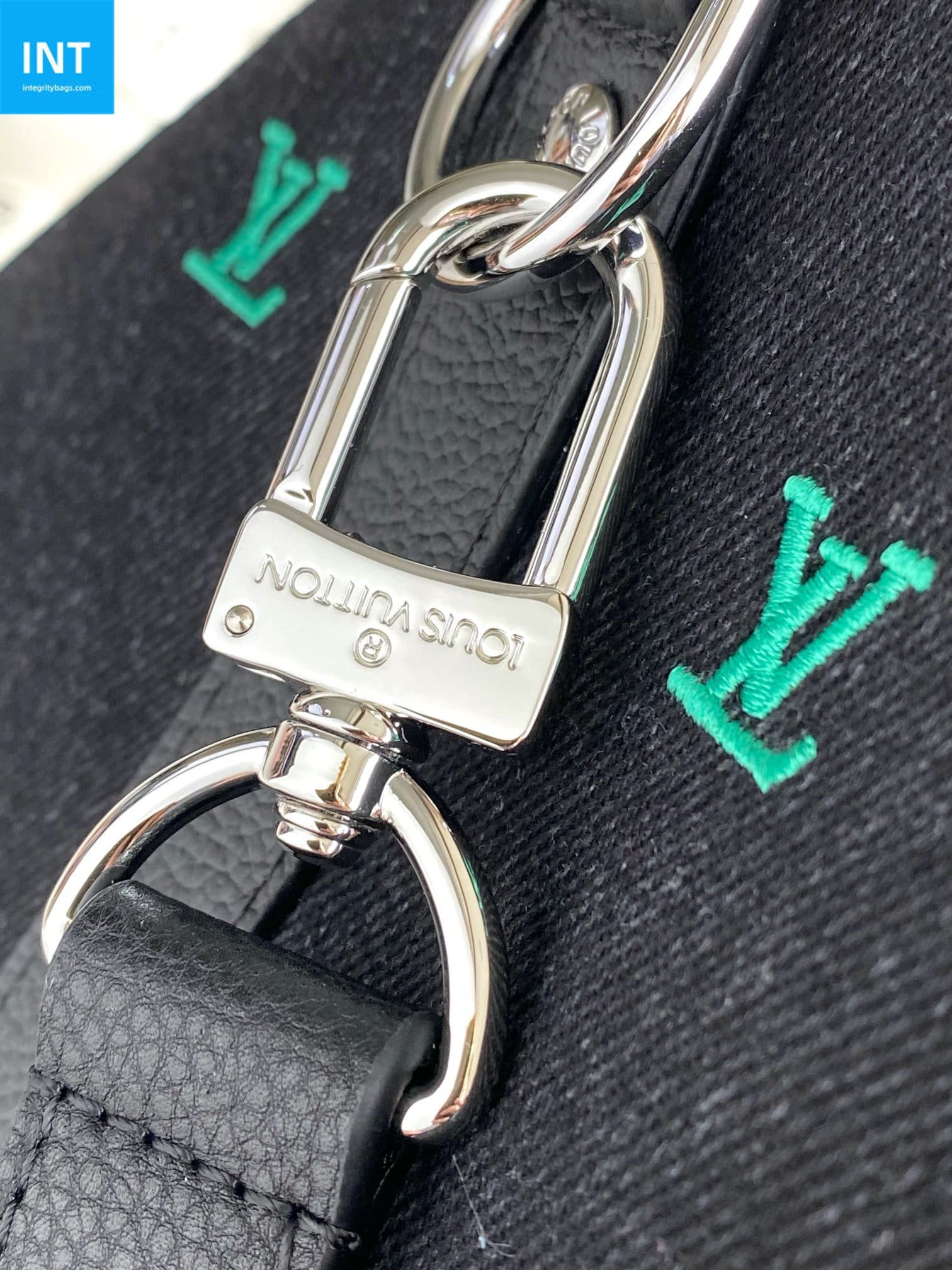 L0vis Vvtt0n M13966 Keepall Bandoulière 50