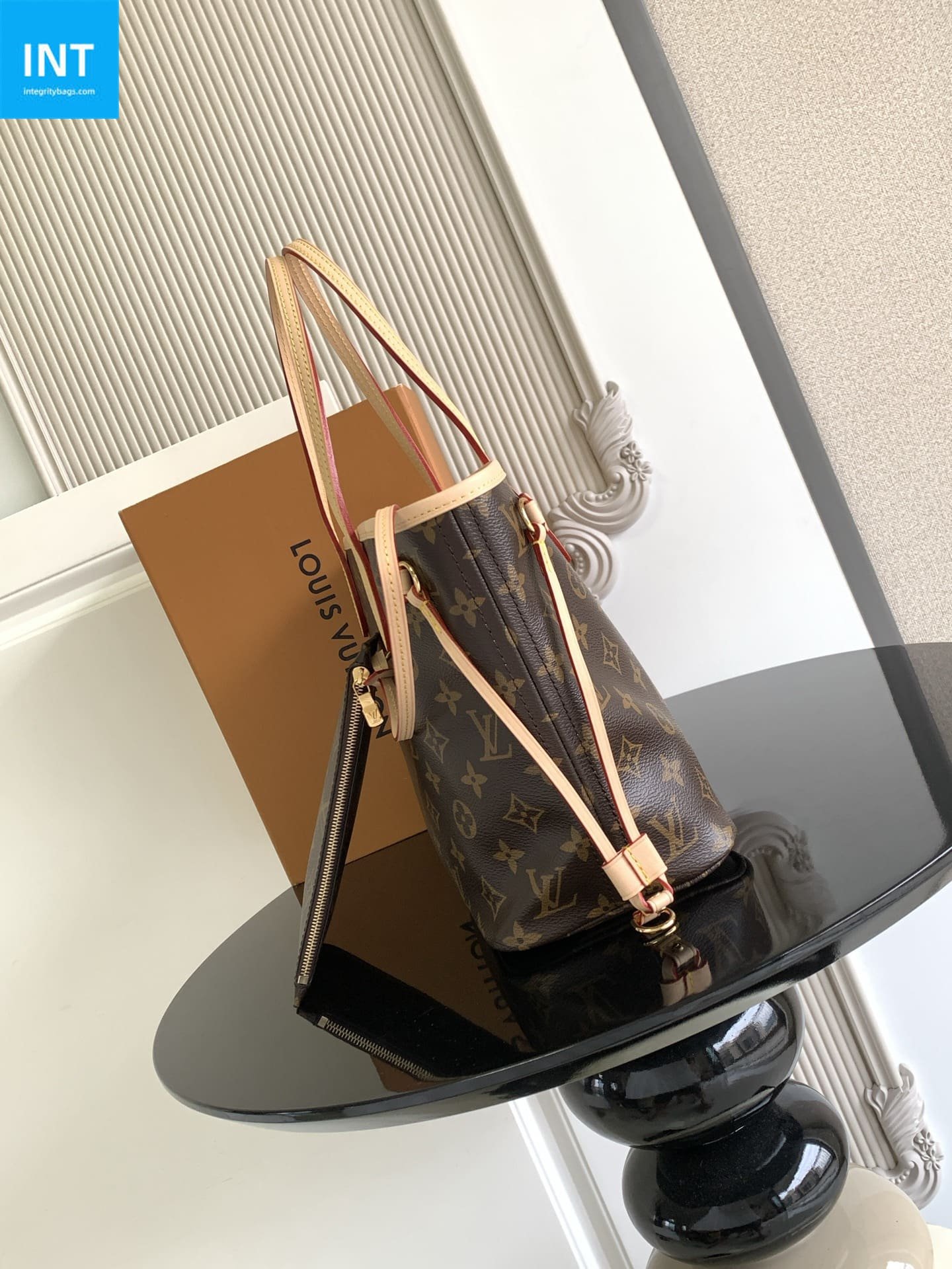L0vis Vvtt0n M46979 Neverfull PM