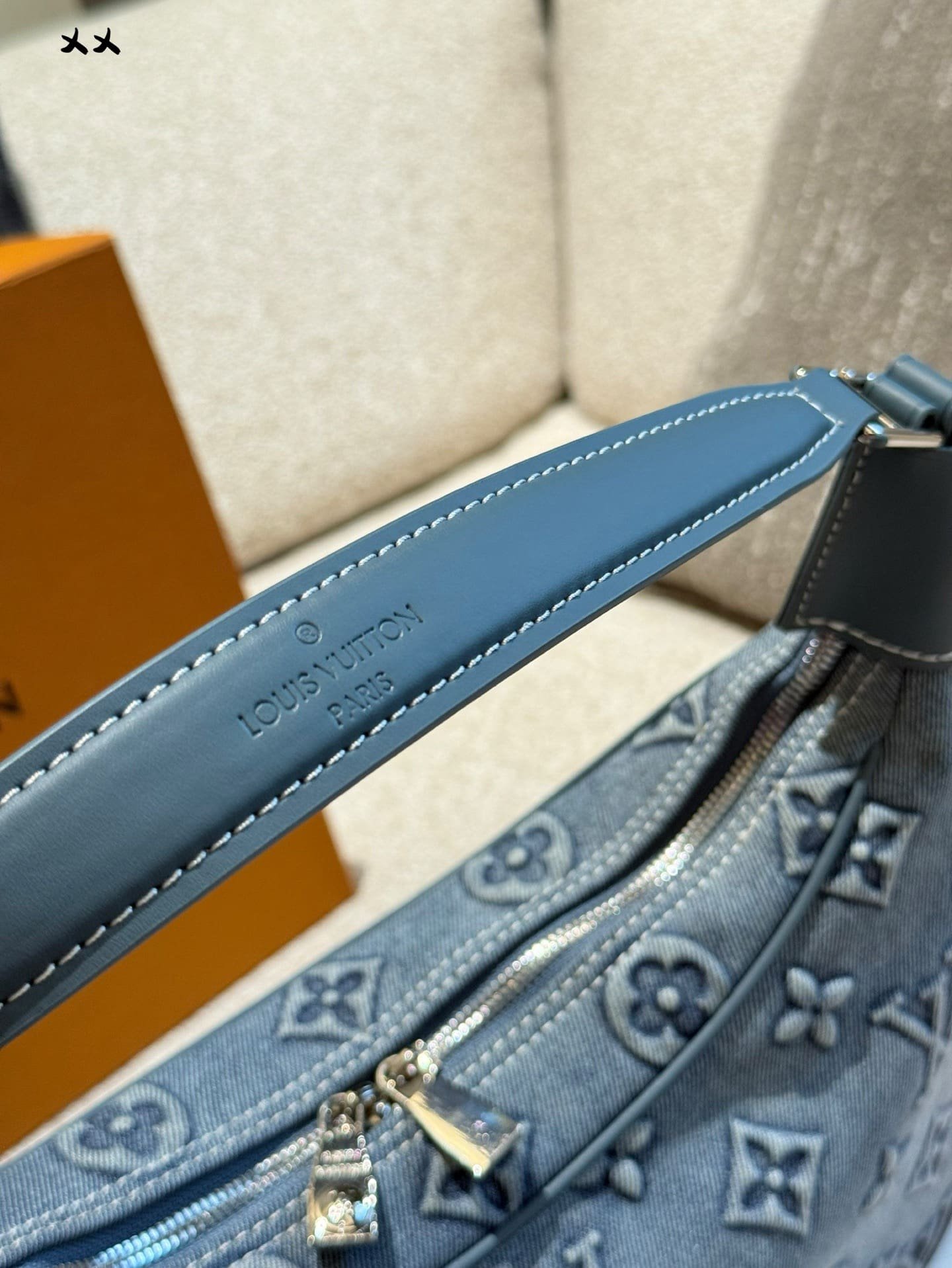 L0vis Vvtt0n denim bag