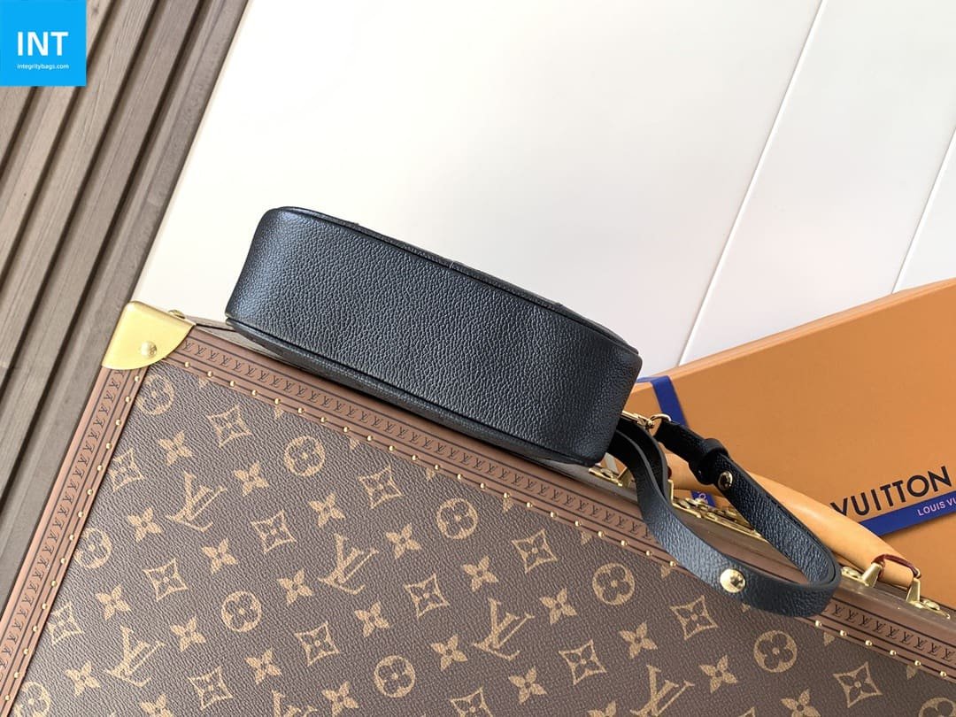 L0vis Vvtt0n M25518 Tiny Camera Bag