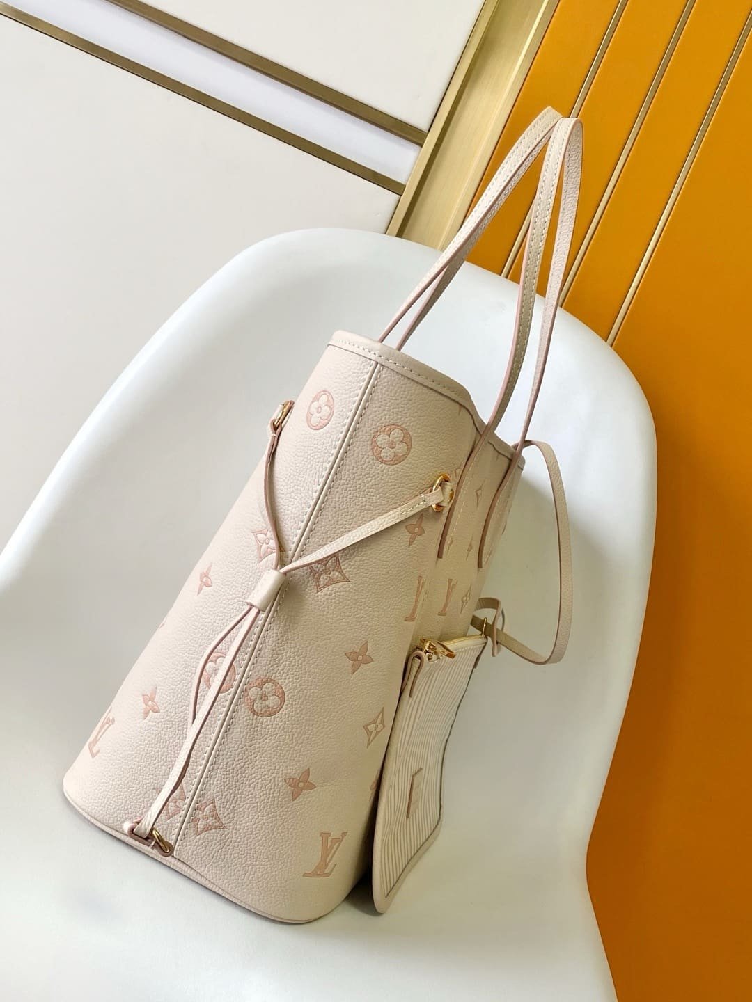 L0vis Vvtt0n M14285 Neverfull MM
